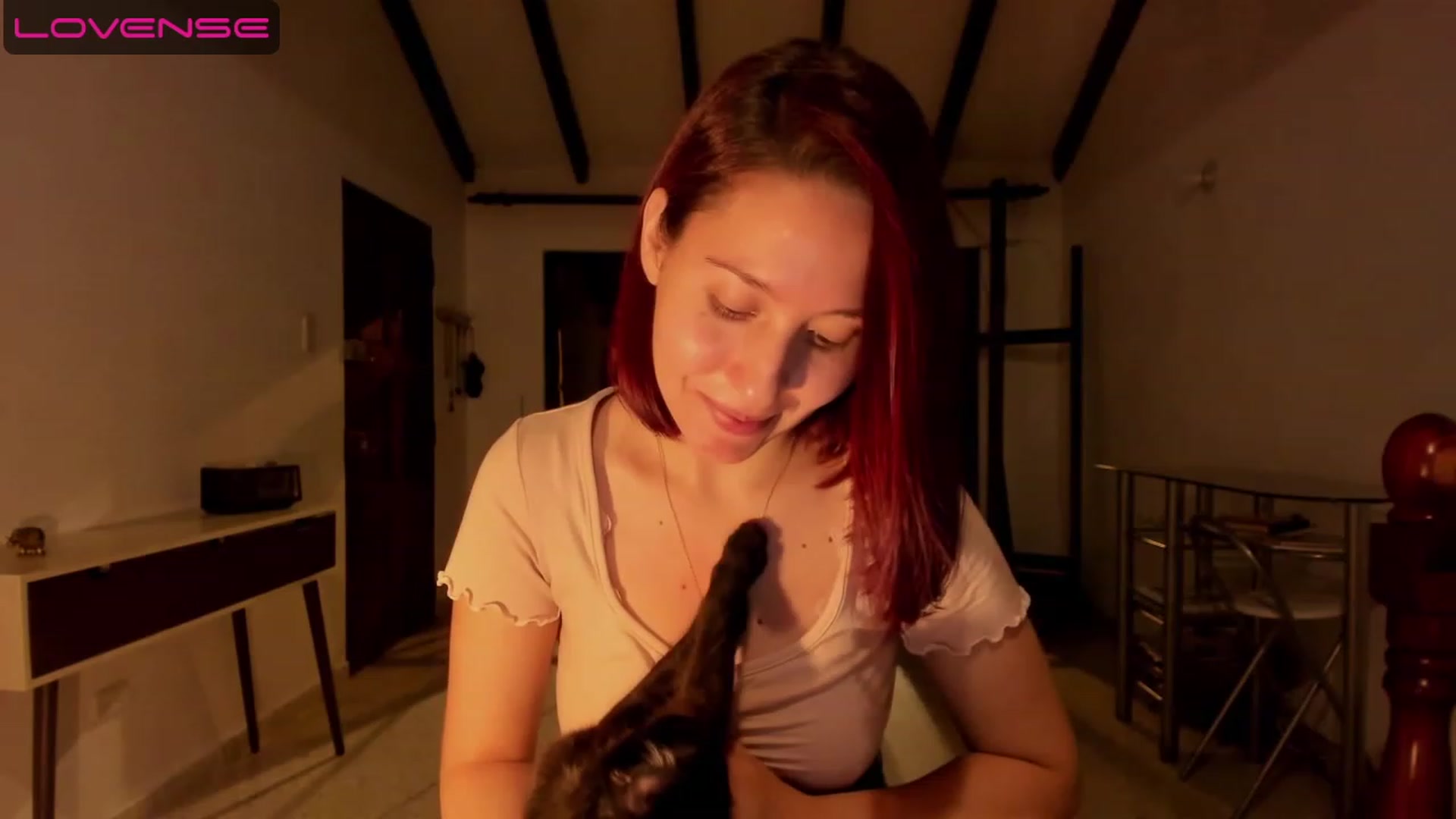 Gallery image thumbnail from Nameless_soul's myfreecams stream on, 06/01/2023, 03:53 image 13 of 20