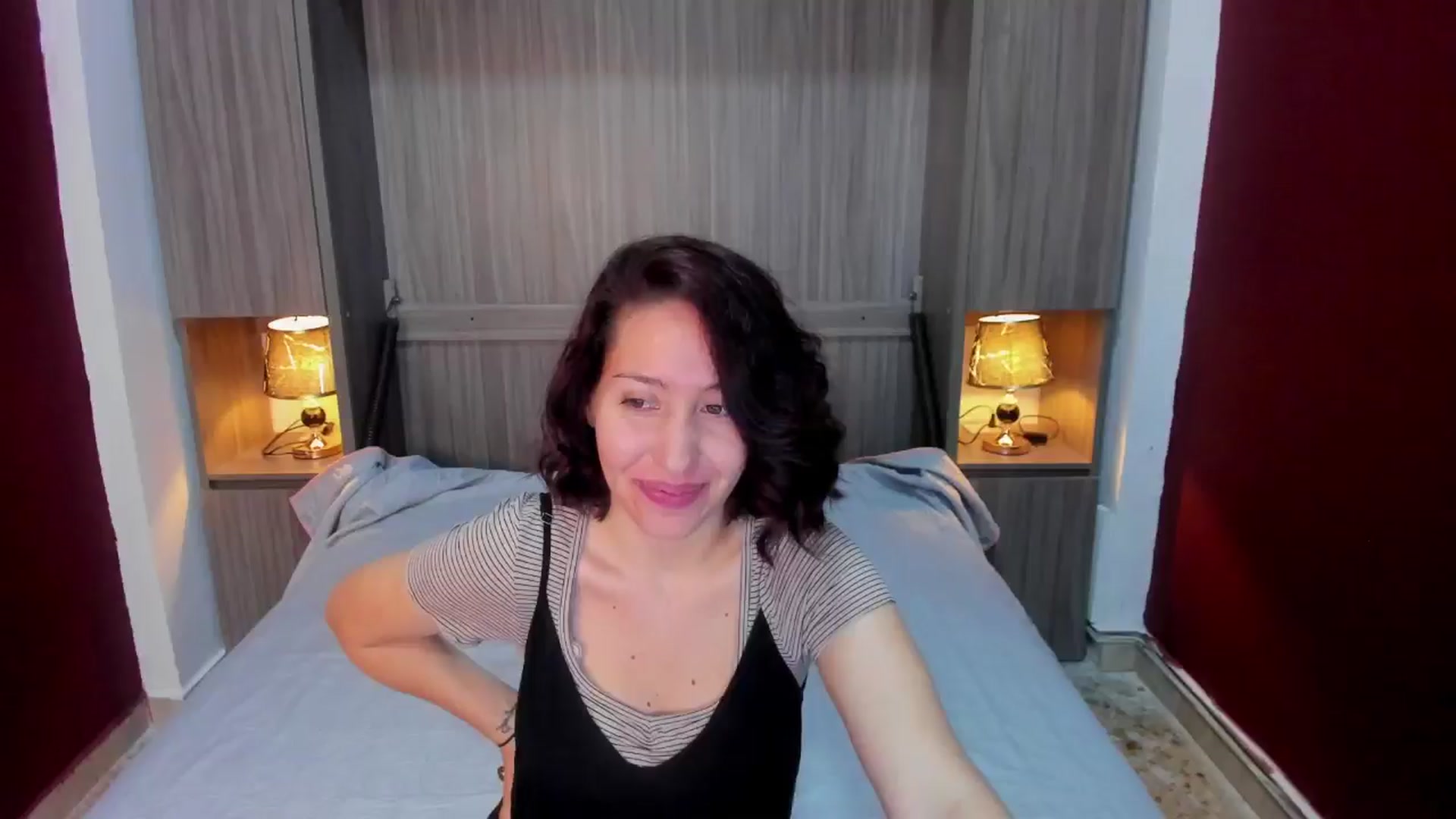 Gallery image thumbnail from Nameless_soul's myfreecams stream on, 06/19/2024, 14:26 image 7 of 20