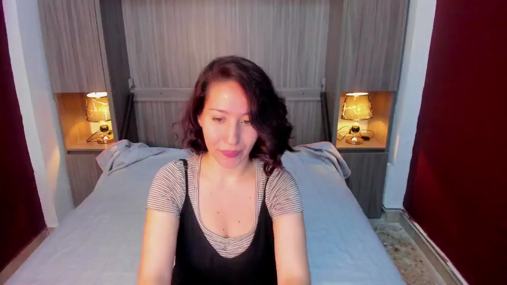 Gallery image thumbnail from Nameless_soul's myfreecams stream on, 06/19/2024, 15:33 image 2 of 20