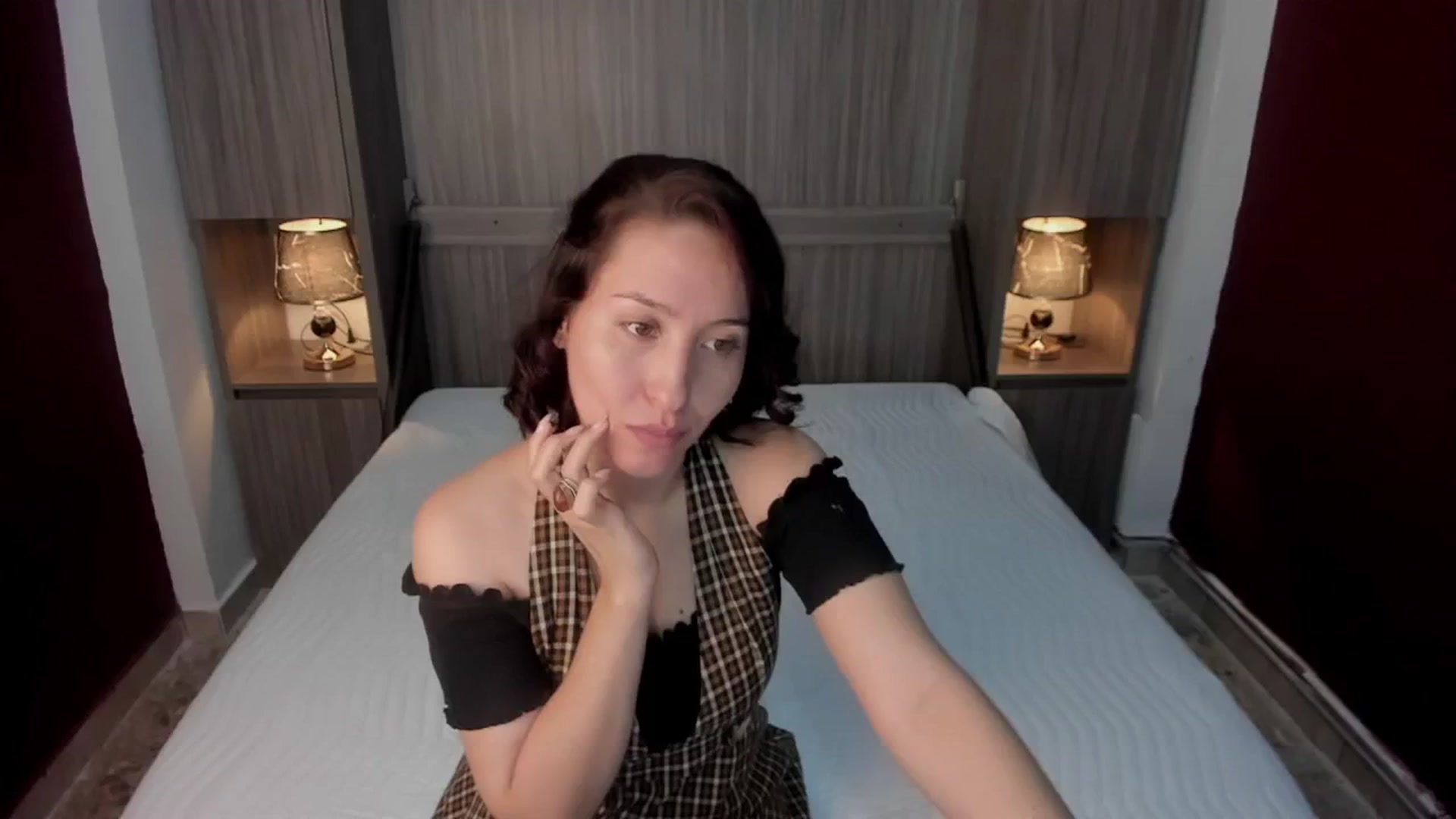Gallery image thumbnail from Nameless_soul's myfreecams stream on, 07/04/2024, 17:32 image 12 of 20