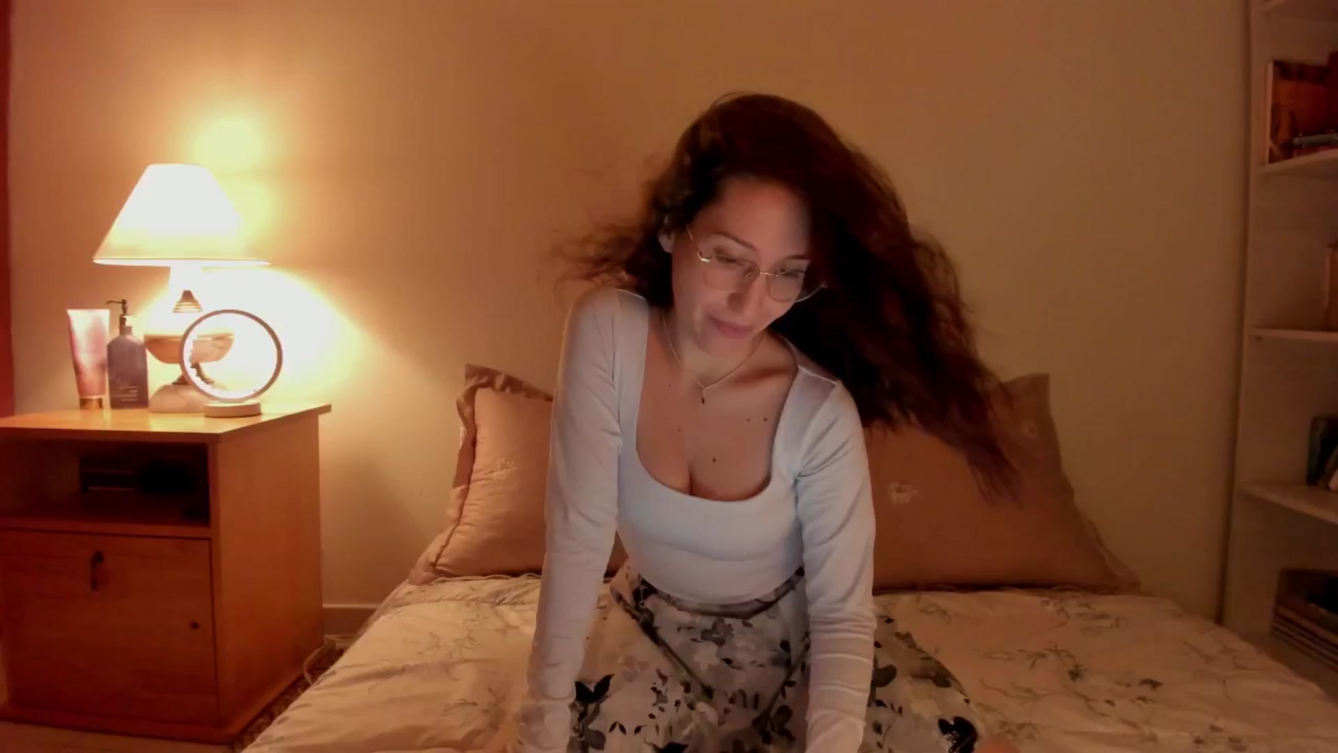 Gallery image thumbnail from Nameless_soul's myfreecams stream on, 04/21/2025, 07:05 image 4 of 20
