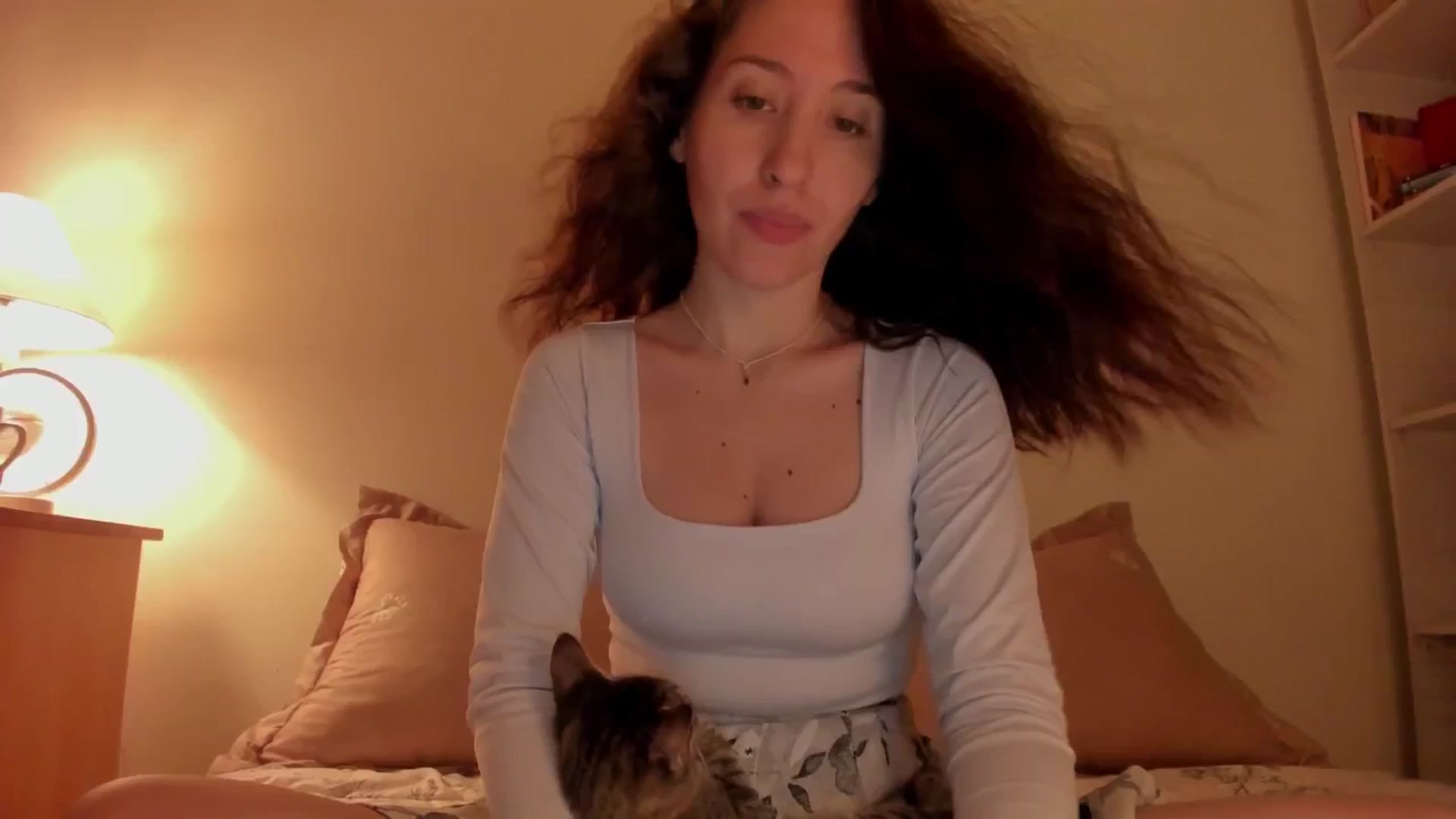 Gallery image thumbnail from Nameless_soul's myfreecams stream on, 04/21/2025, 09:02 image 9 of 20