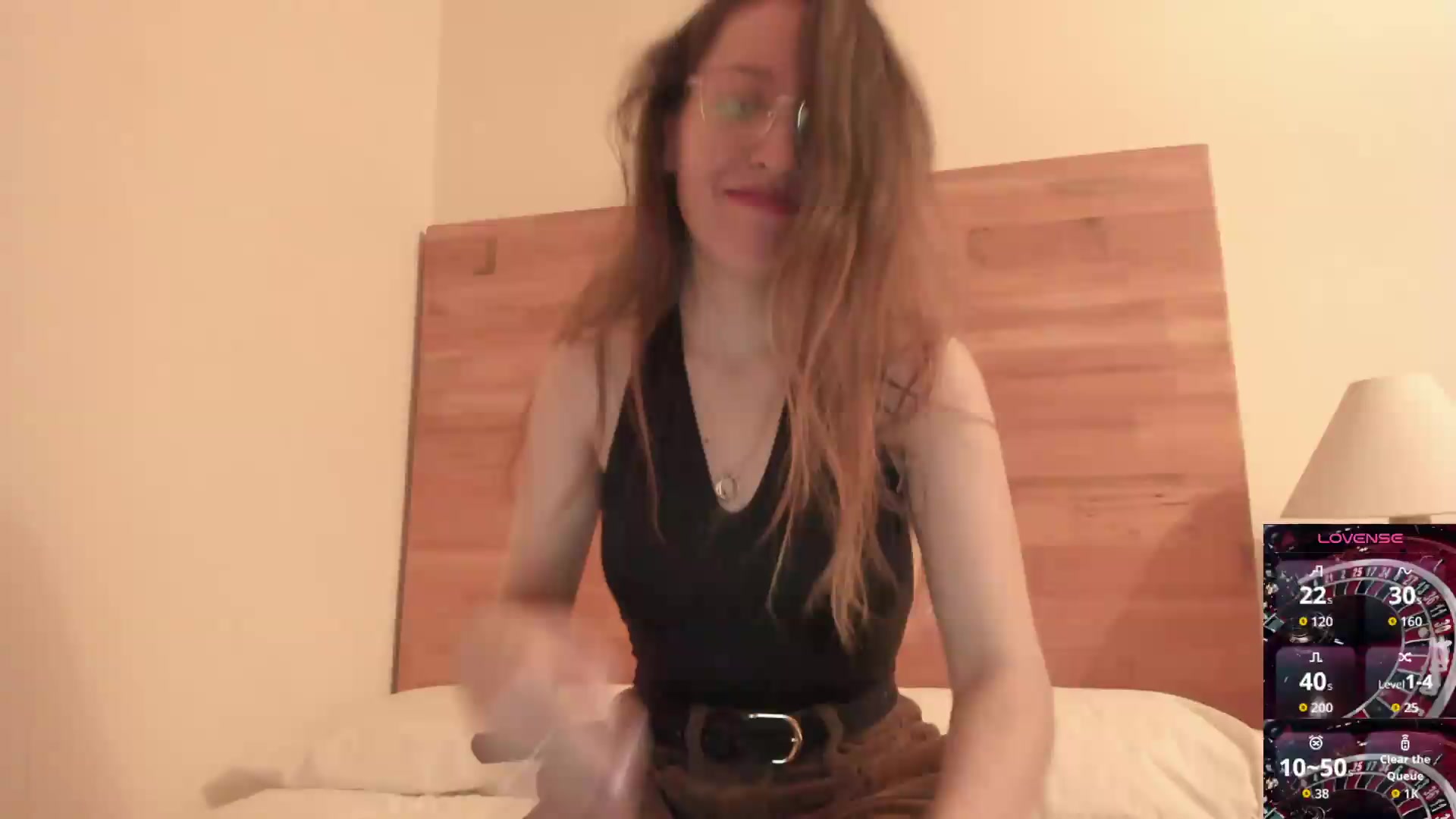 Gallery image thumbnail from Nameless_soul's myfreecams stream on, 06/08/2026, 05:26 image 7 of 20