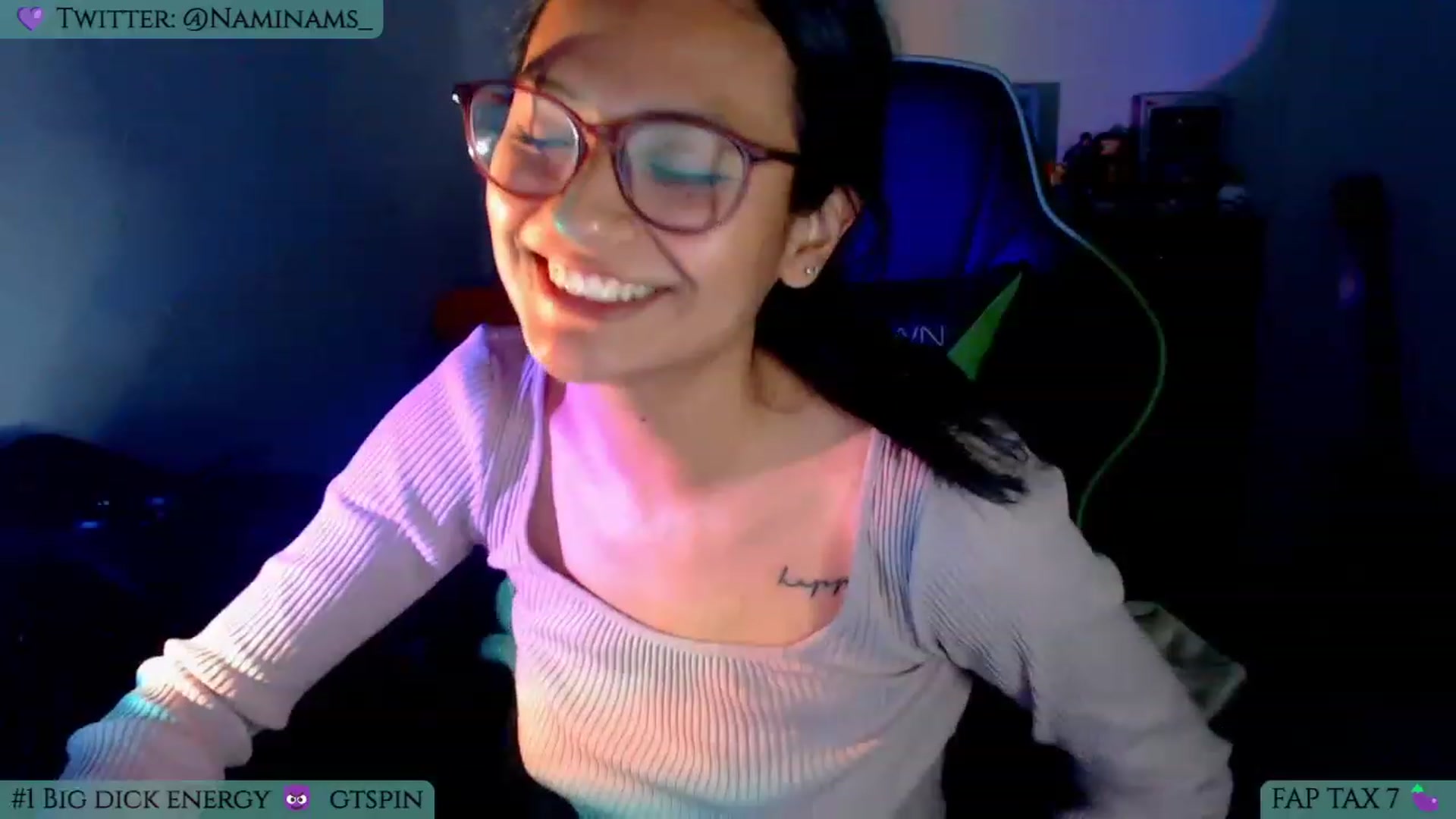 Gallery image thumbnail from NamiSinner's myfreecams stream on, 12/08/2022, 24:03 image 15 of 20