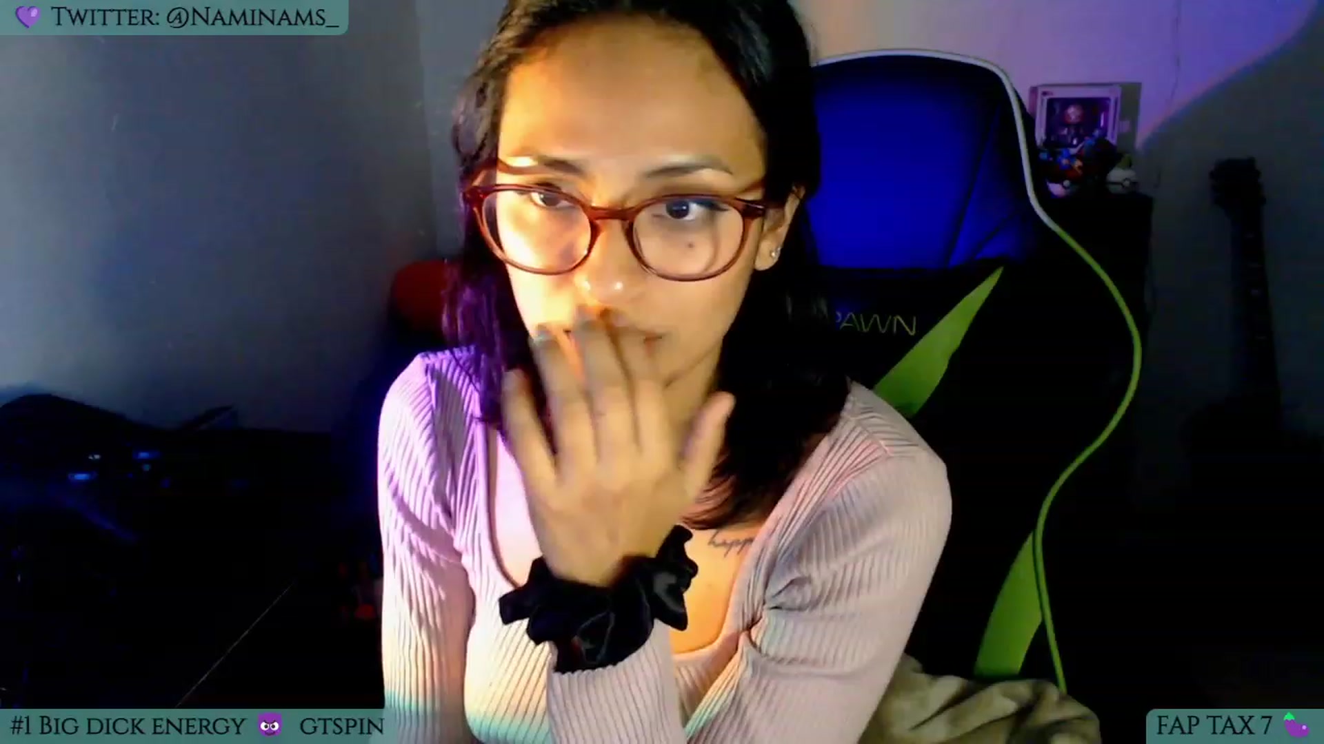 Gallery image thumbnail from NamiSinner's myfreecams stream on, 12/08/2022, 24:30 image 17 of 20