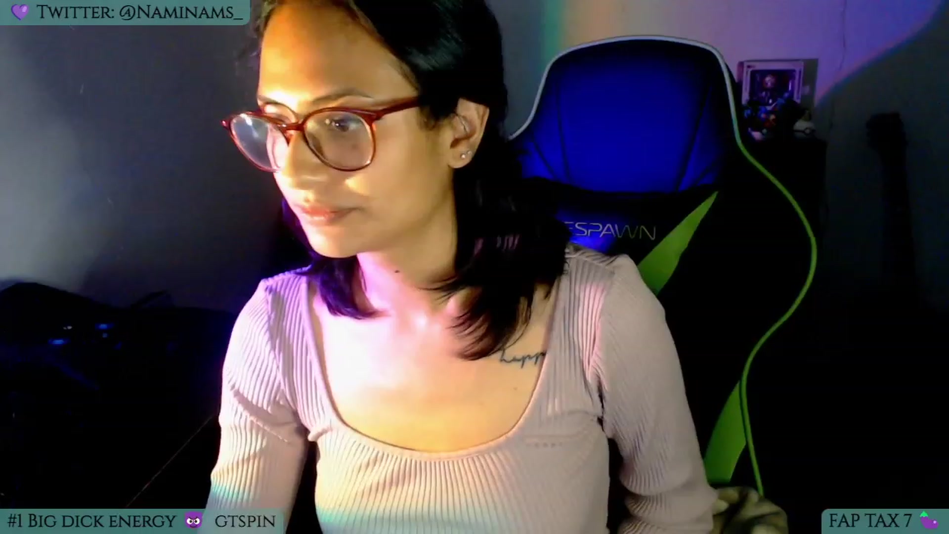 Gallery image thumbnail from NamiSinner's myfreecams stream on, 12/08/2022, 24:30 image 16 of 20