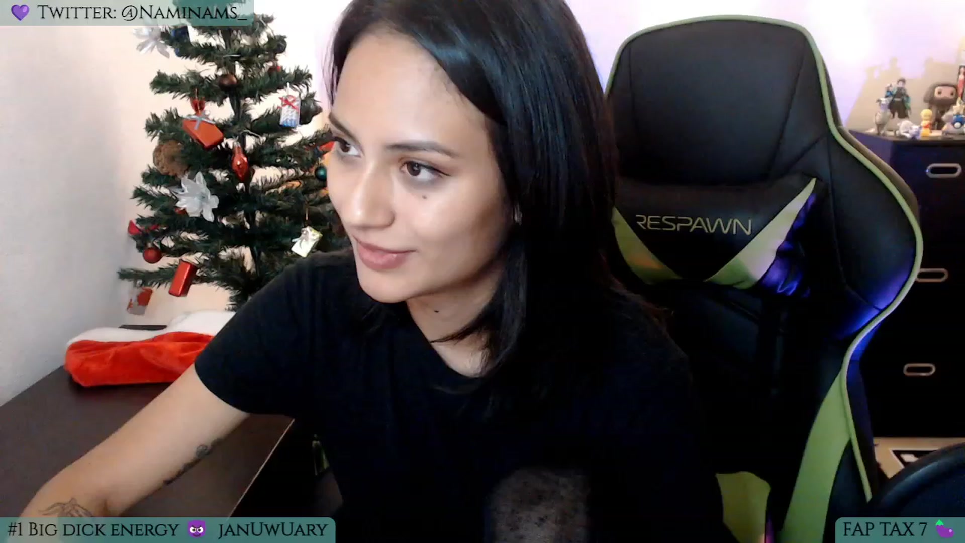 Gallery image thumbnail from NamiSinner's myfreecams stream on, 12/20/2022, 22:04 image 12 of 20