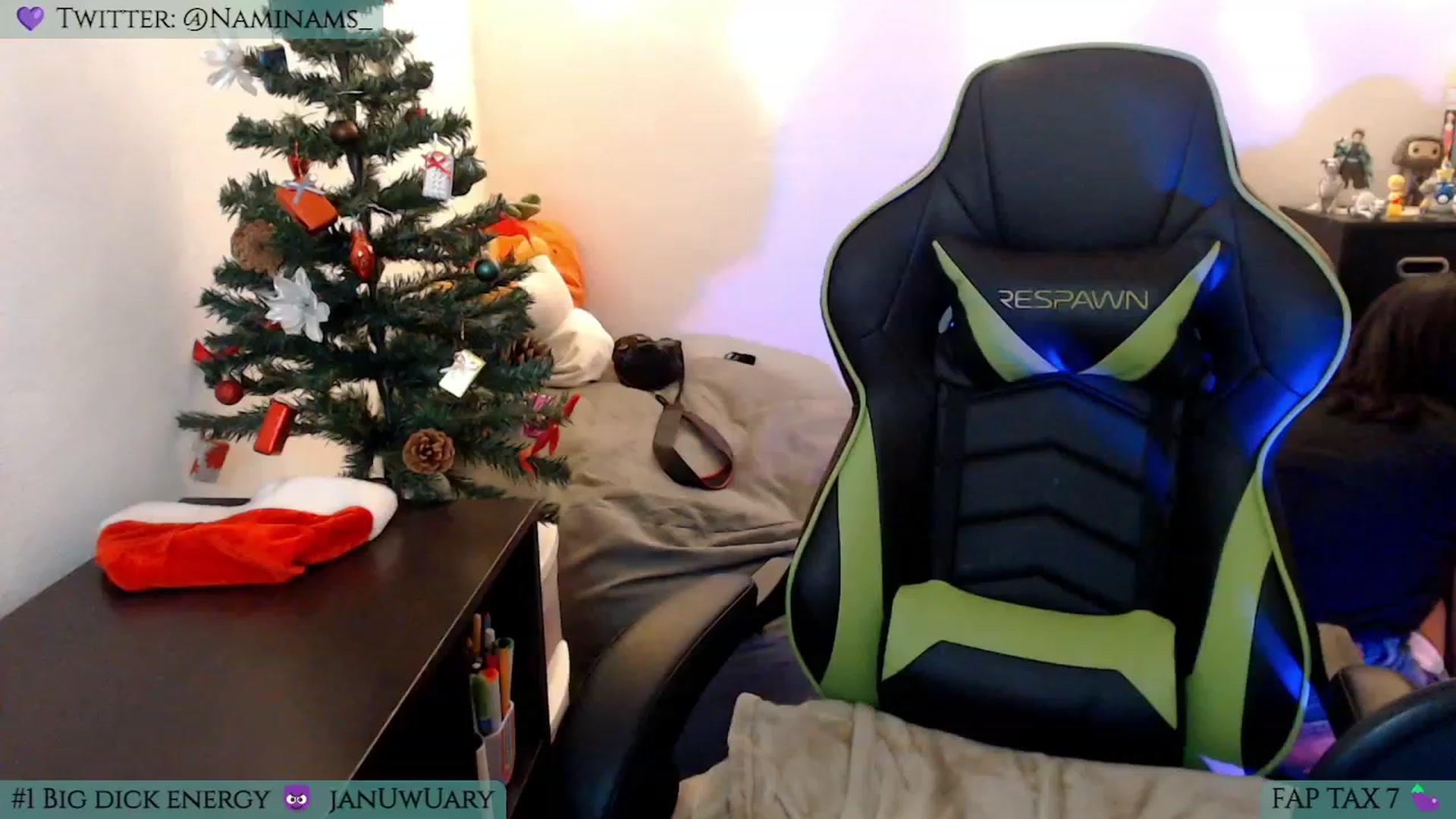 Gallery image thumbnail from NamiSinner's myfreecams stream on, 12/20/2022, 22:04 image 6 of 20