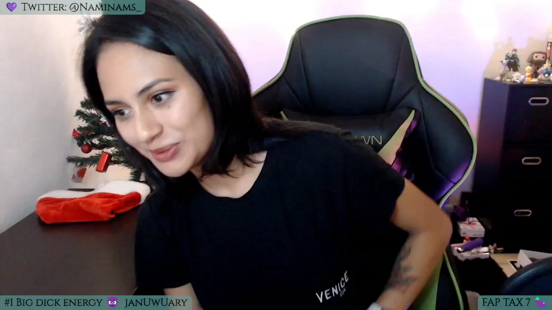 Gallery image thumbnail from NamiSinner's myfreecams stream on, 12/20/2022, 22:04 image 2 of 20