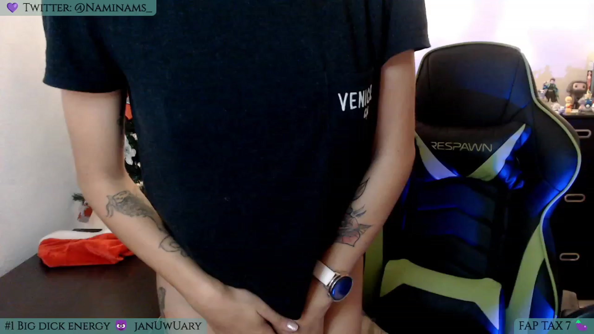 Gallery image thumbnail from NamiSinner's myfreecams stream on, 12/20/2022, 22:41 image 8 of 20