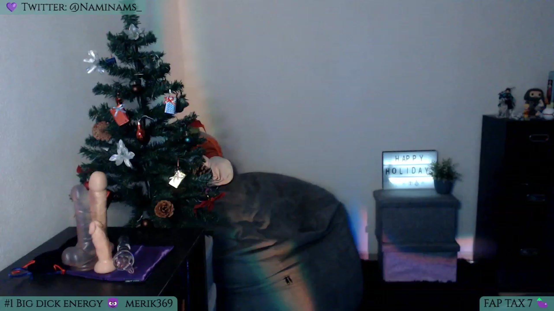 Gallery image thumbnail from NamiSinner's myfreecams stream on, 12/27/2022, 22:30 image 15 of 20