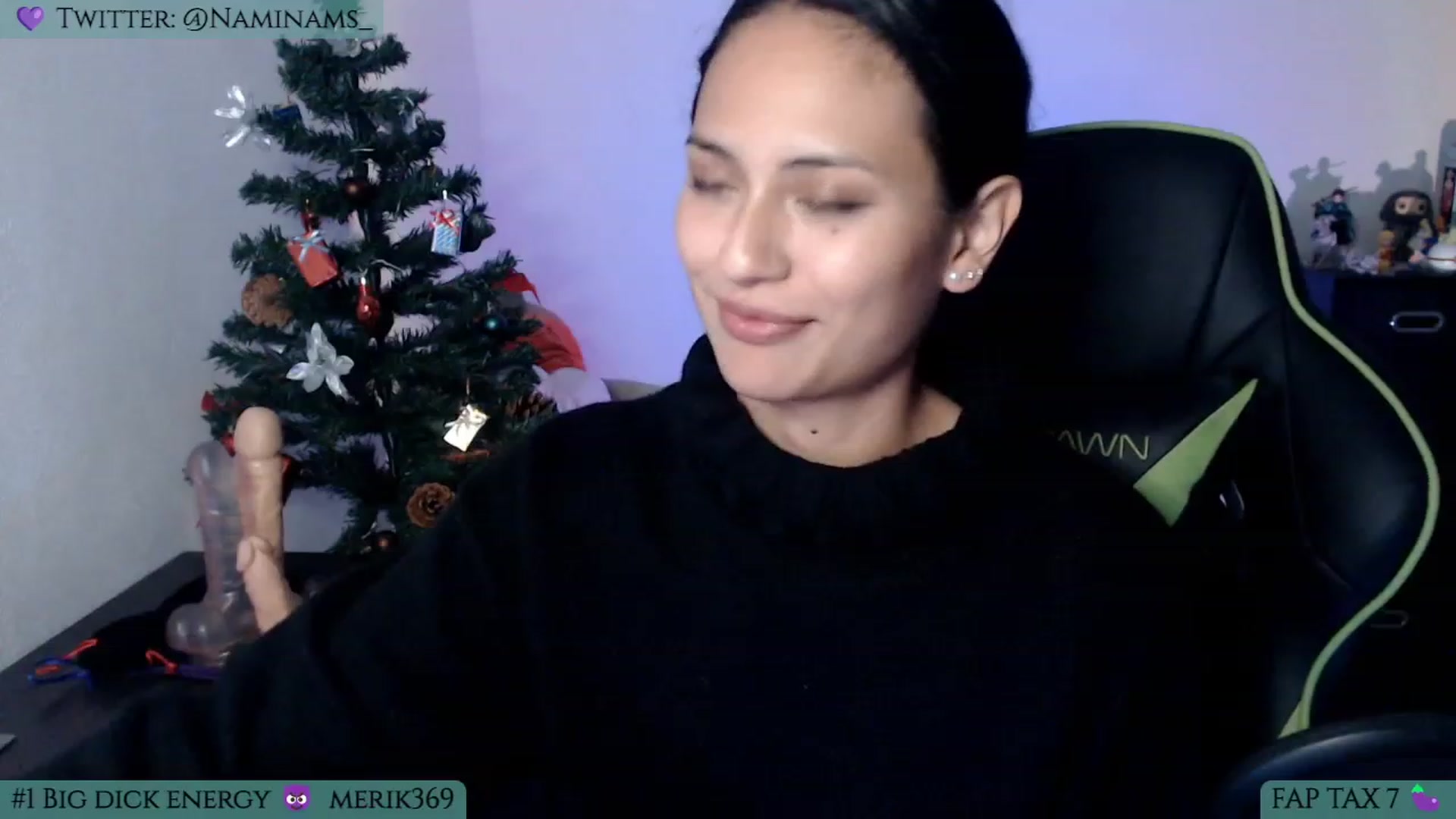 Gallery image thumbnail from NamiSinner's myfreecams stream on, 12/27/2022, 22:30 image 1 of 20