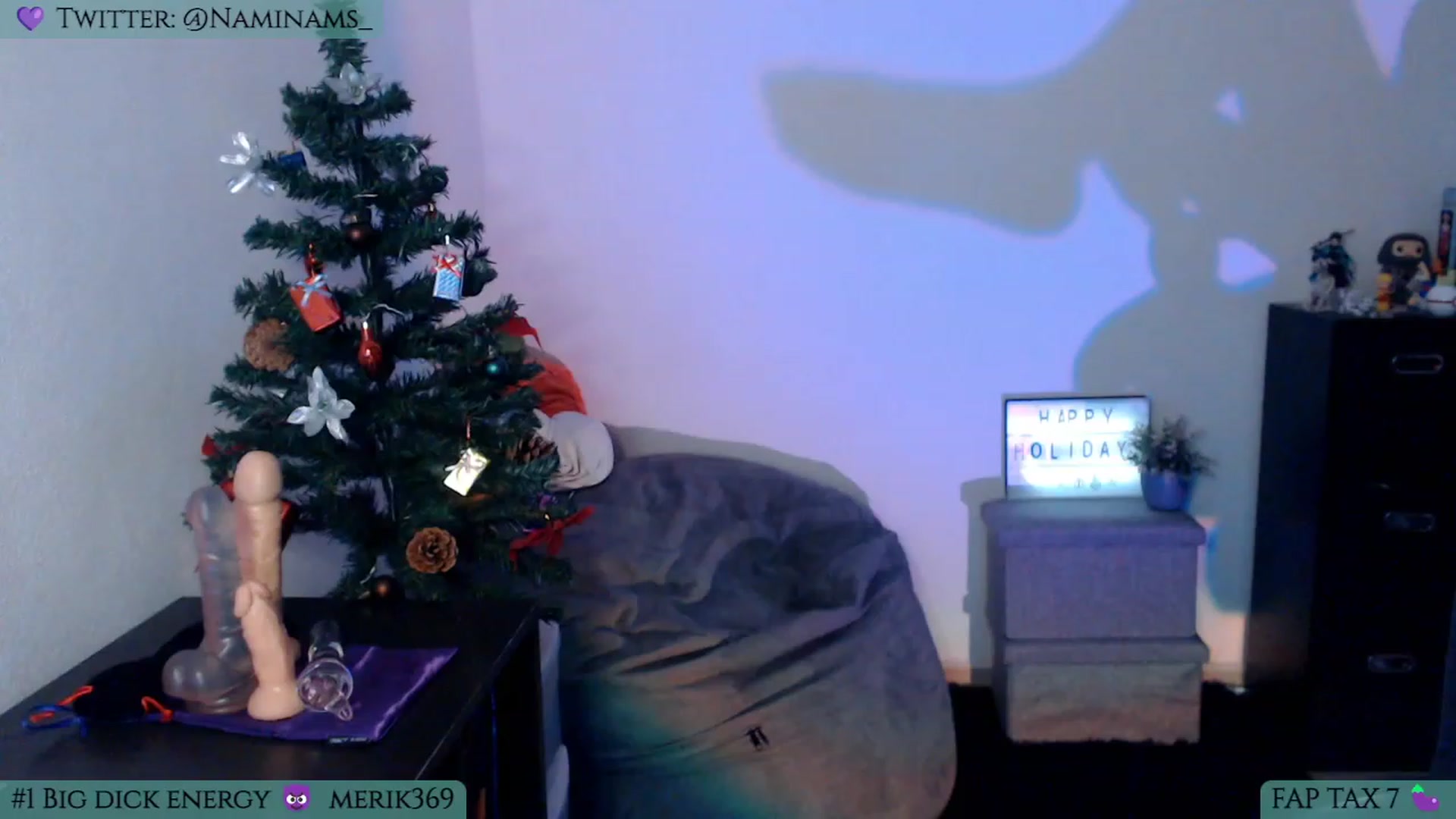 Gallery image thumbnail from NamiSinner's myfreecams stream on, 12/27/2022, 22:30 image 17 of 20