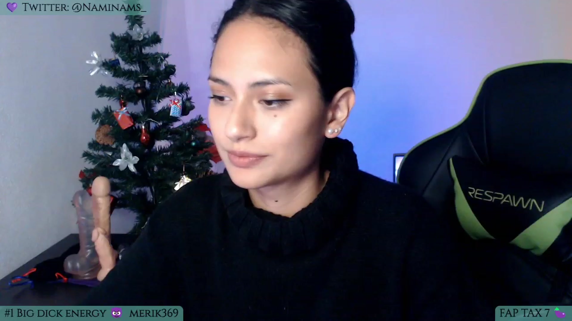 Gallery image thumbnail from NamiSinner's myfreecams stream on, 12/27/2022, 22:30 image 13 of 20