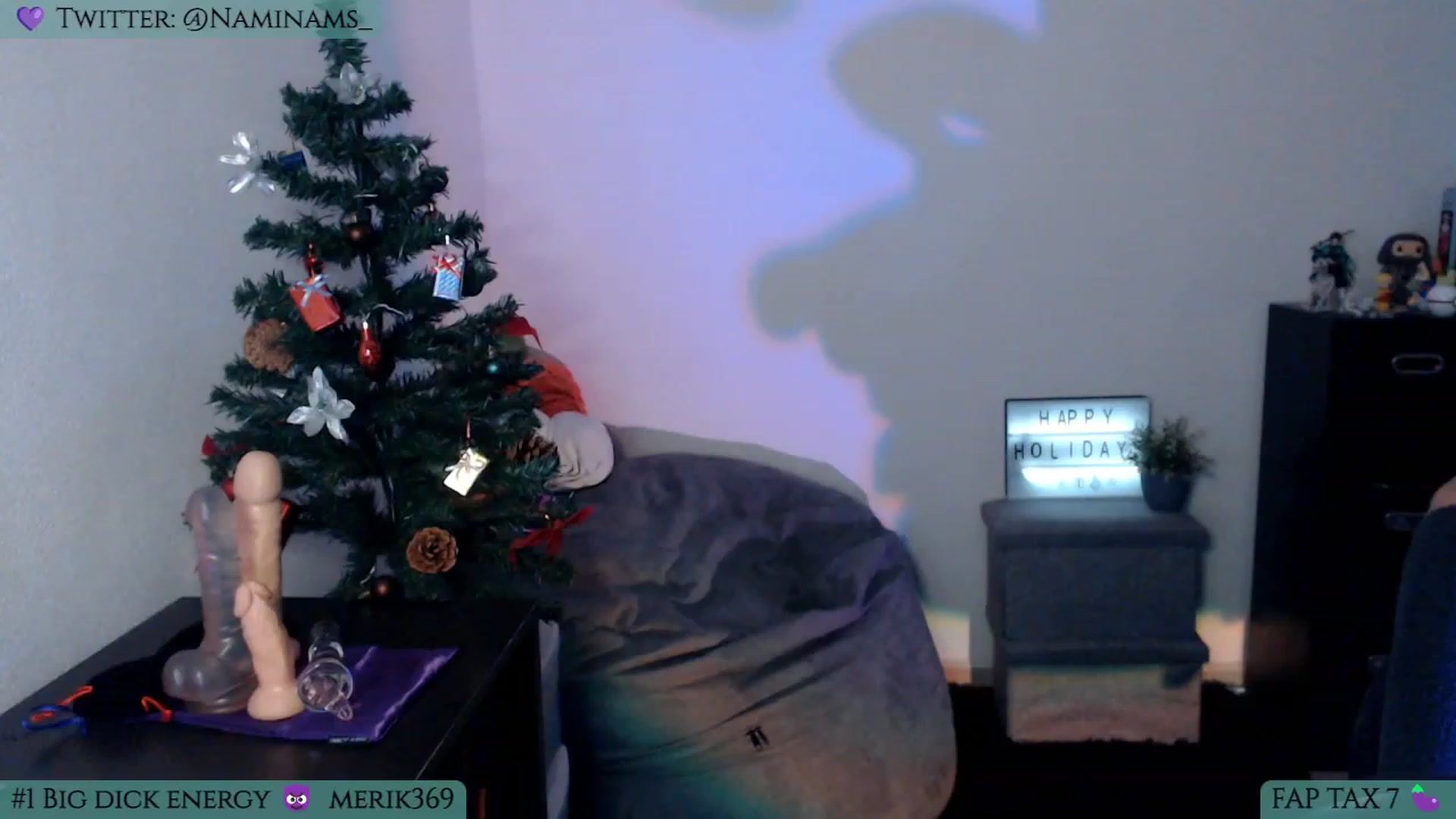 Gallery image thumbnail from NamiSinner's myfreecams stream on, 12/27/2022, 22:30 image 18 of 20