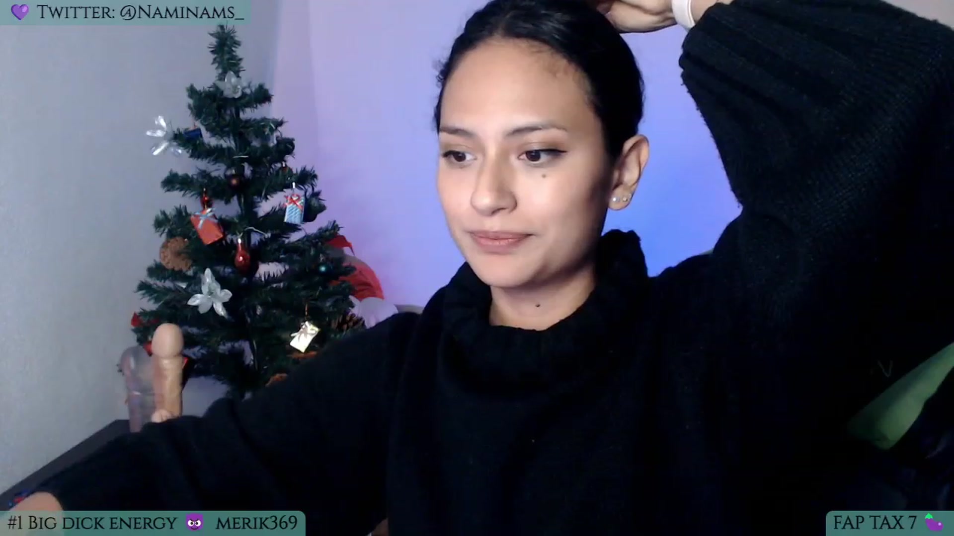 Gallery image thumbnail from NamiSinner's myfreecams stream on, 12/27/2022, 22:30 image 11 of 20