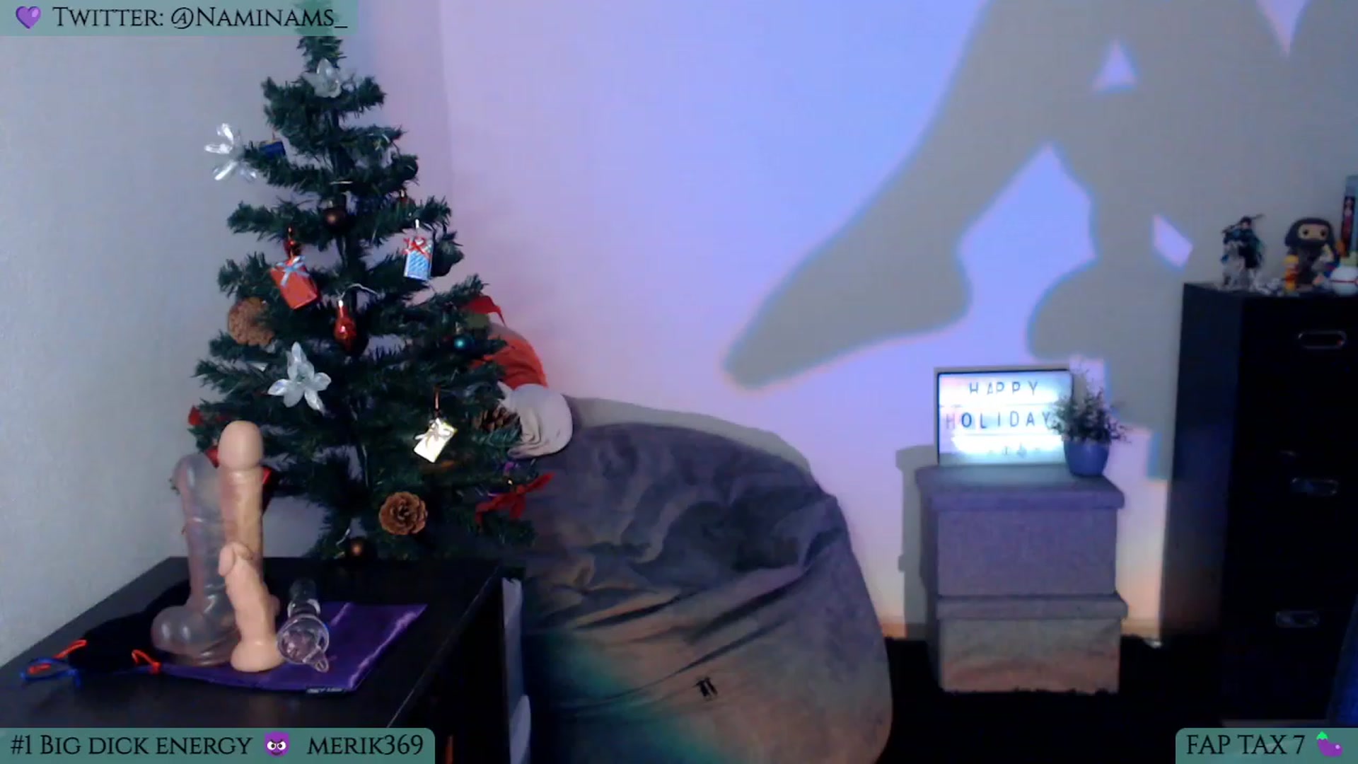 Gallery image thumbnail from NamiSinner's myfreecams stream on, 12/27/2022, 22:30 image 16 of 20