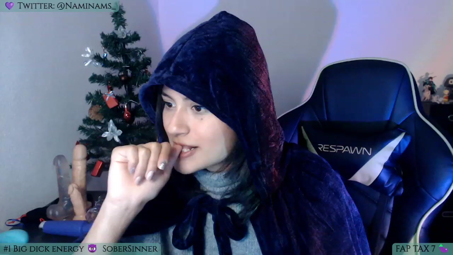 Gallery image thumbnail from NamiSinner's myfreecams stream on, 12/28/2022, 23:39 image 11 of 20