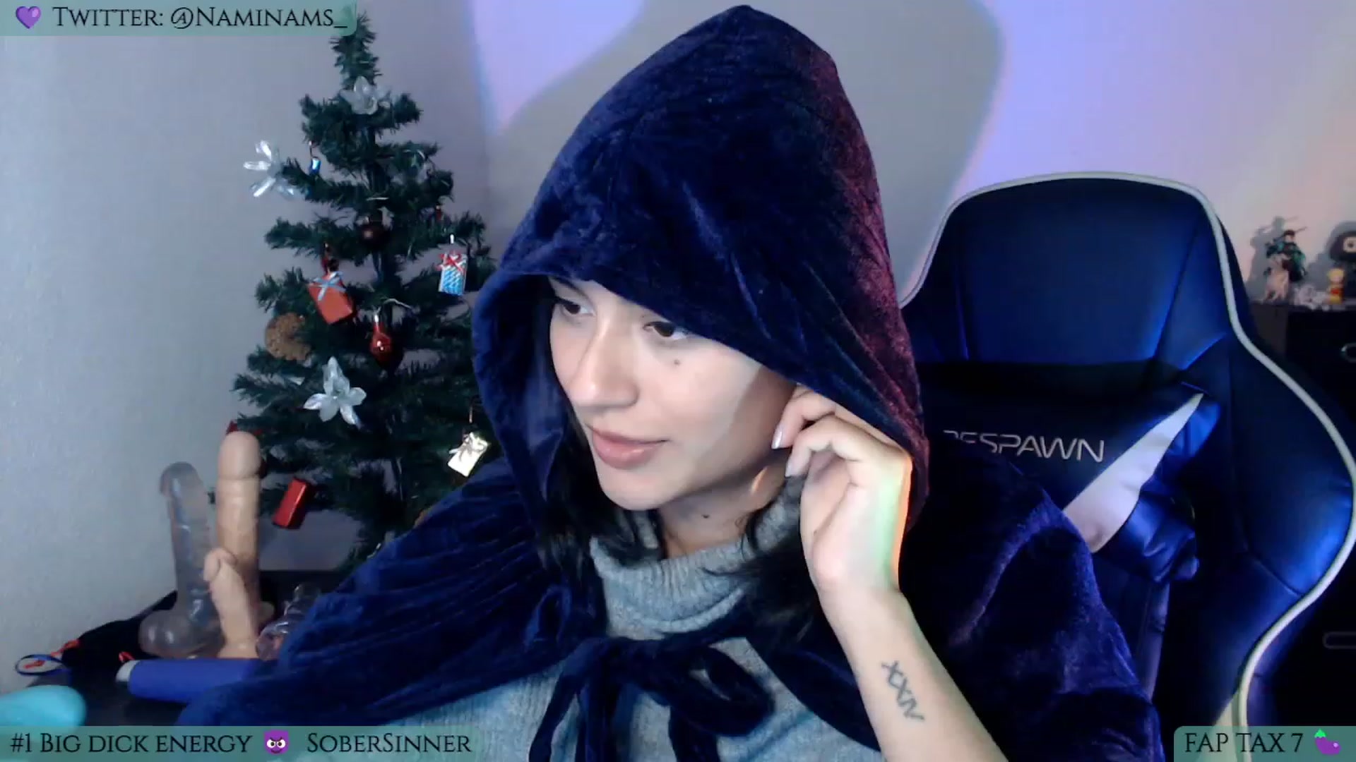 Gallery image thumbnail from NamiSinner's myfreecams stream on, 12/28/2022, 23:39 image 16 of 20