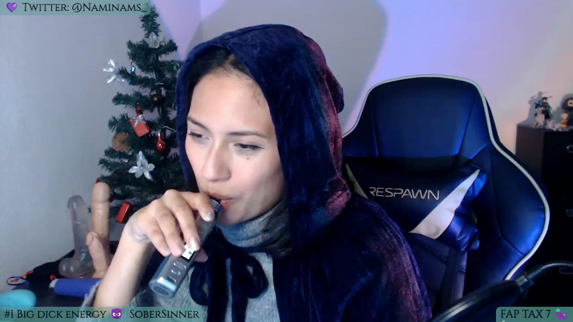 Gallery image thumbnail from NamiSinner's myfreecams stream on, 12/29/2022, 24:01 image 13 of 20