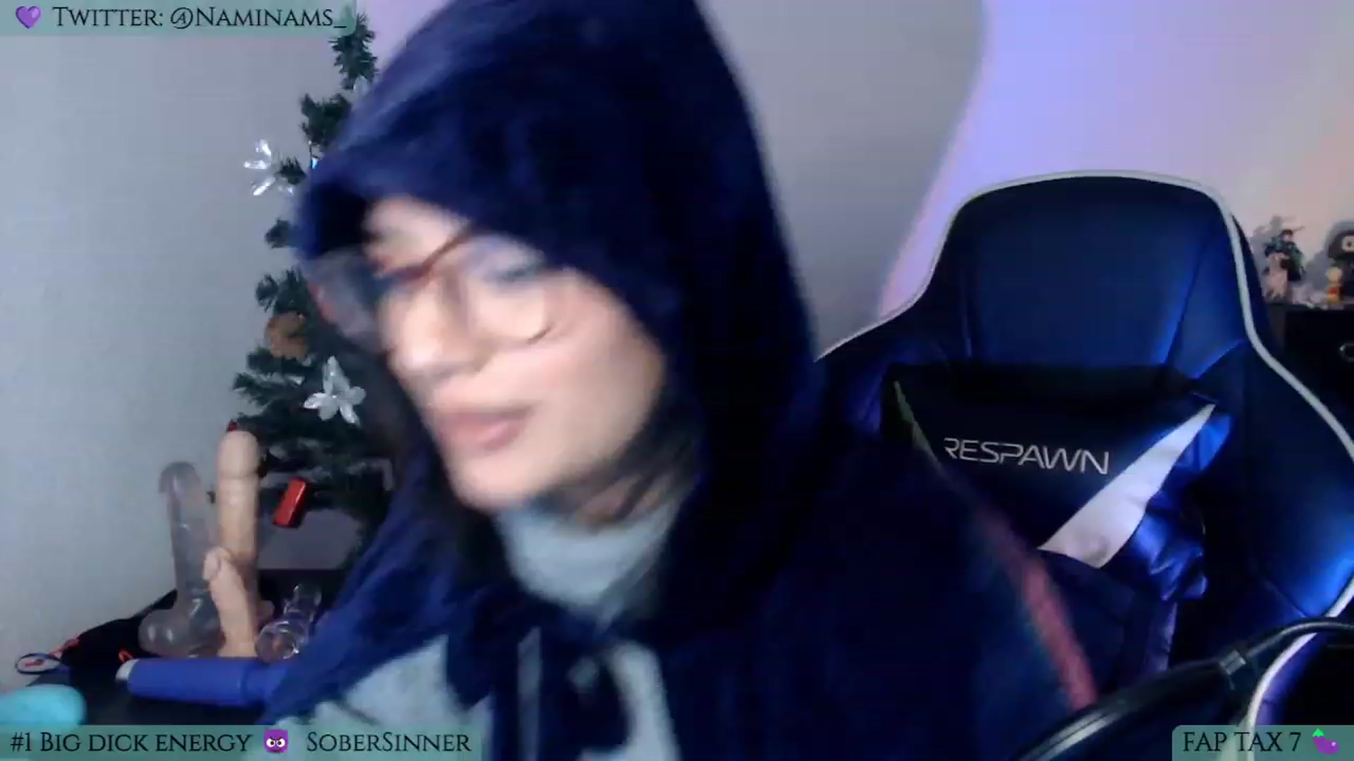 Gallery image thumbnail from NamiSinner's myfreecams stream on, 12/29/2022, 24:01 image 4 of 20