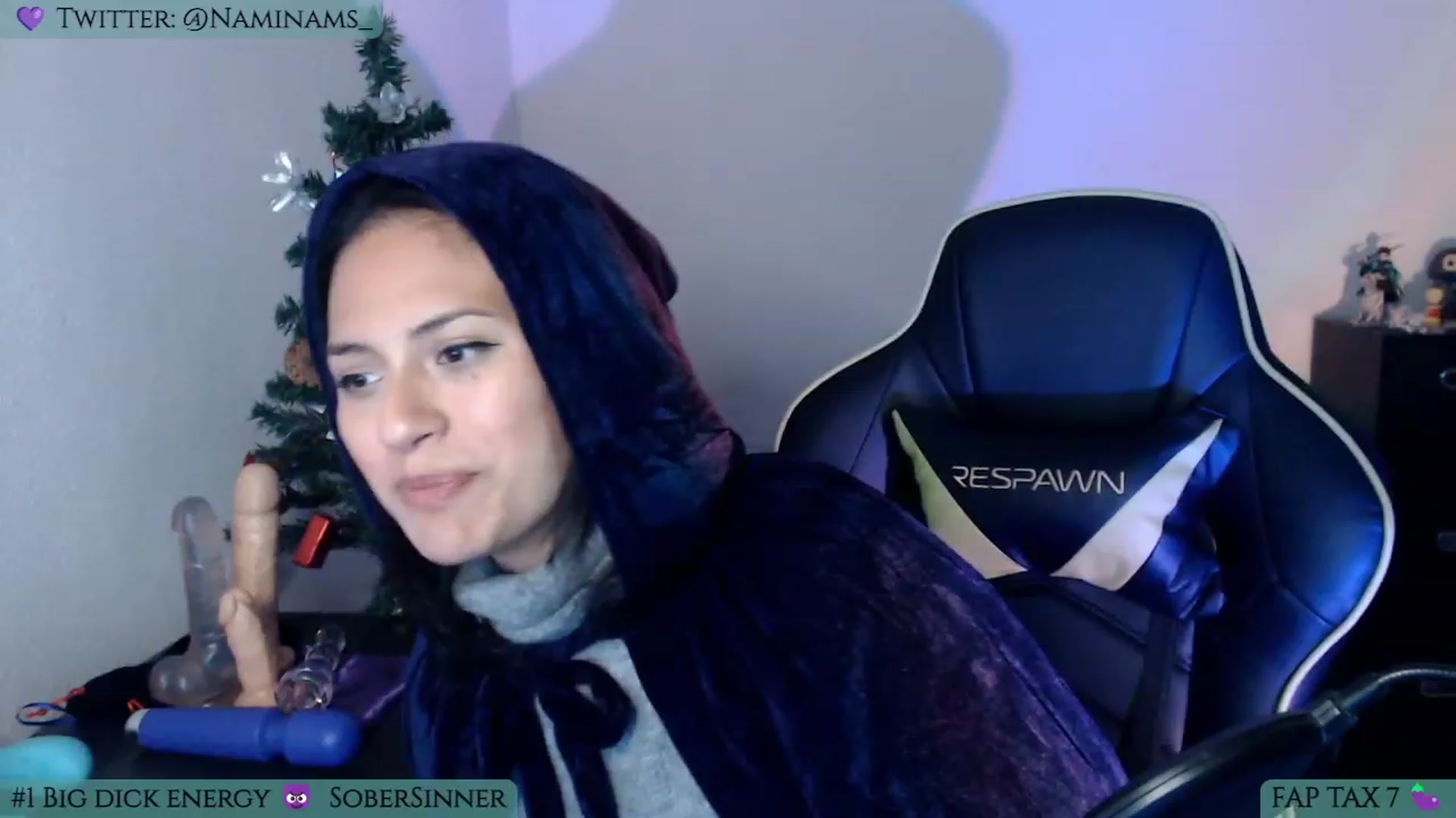 Gallery image thumbnail from NamiSinner's myfreecams stream on, 12/29/2022, 24:01 image 16 of 20