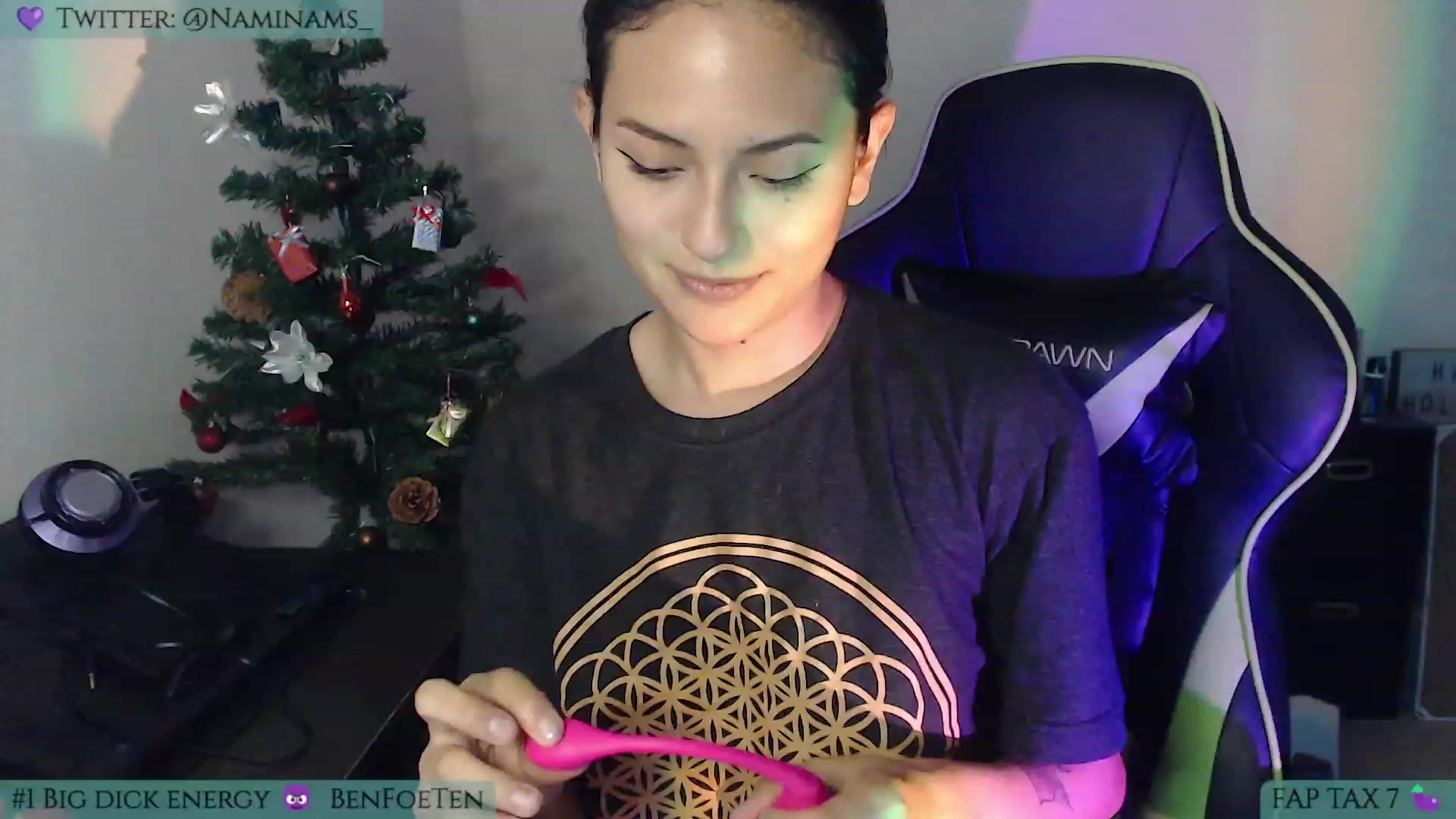 Gallery image thumbnail from NamiSinner's myfreecams stream on, 01/07/2023, 18:00 image 14 of 20