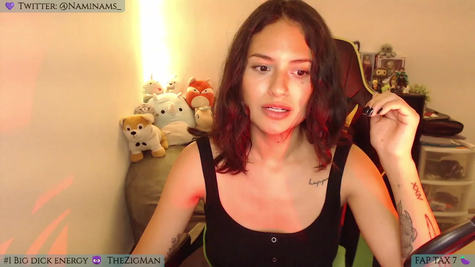 Gallery image thumbnail from NamiSinner's myfreecams stream on, 05/18/2023, 24:10 image 14 of 20