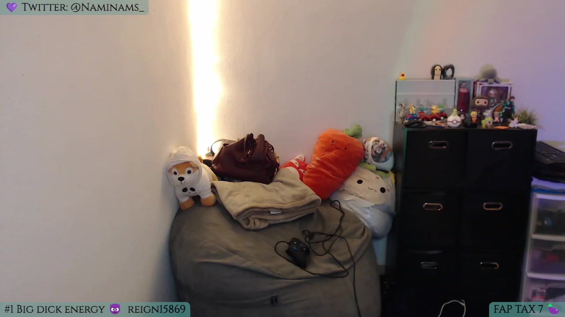 Gallery image thumbnail from NamiSinner's myfreecams stream on, 07/26/2023, 24:06 image 17 of 20