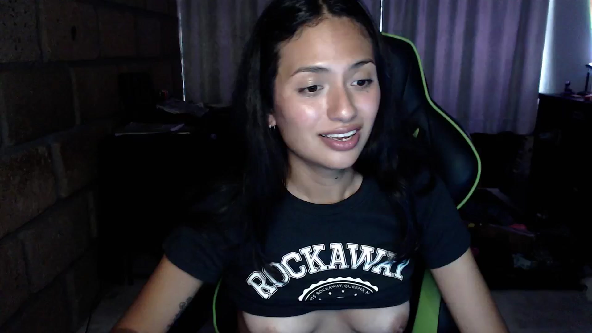 Gallery image thumbnail from NamiSinner's myfreecams stream on, 09/17/2024, 05:41 image 6 of 20