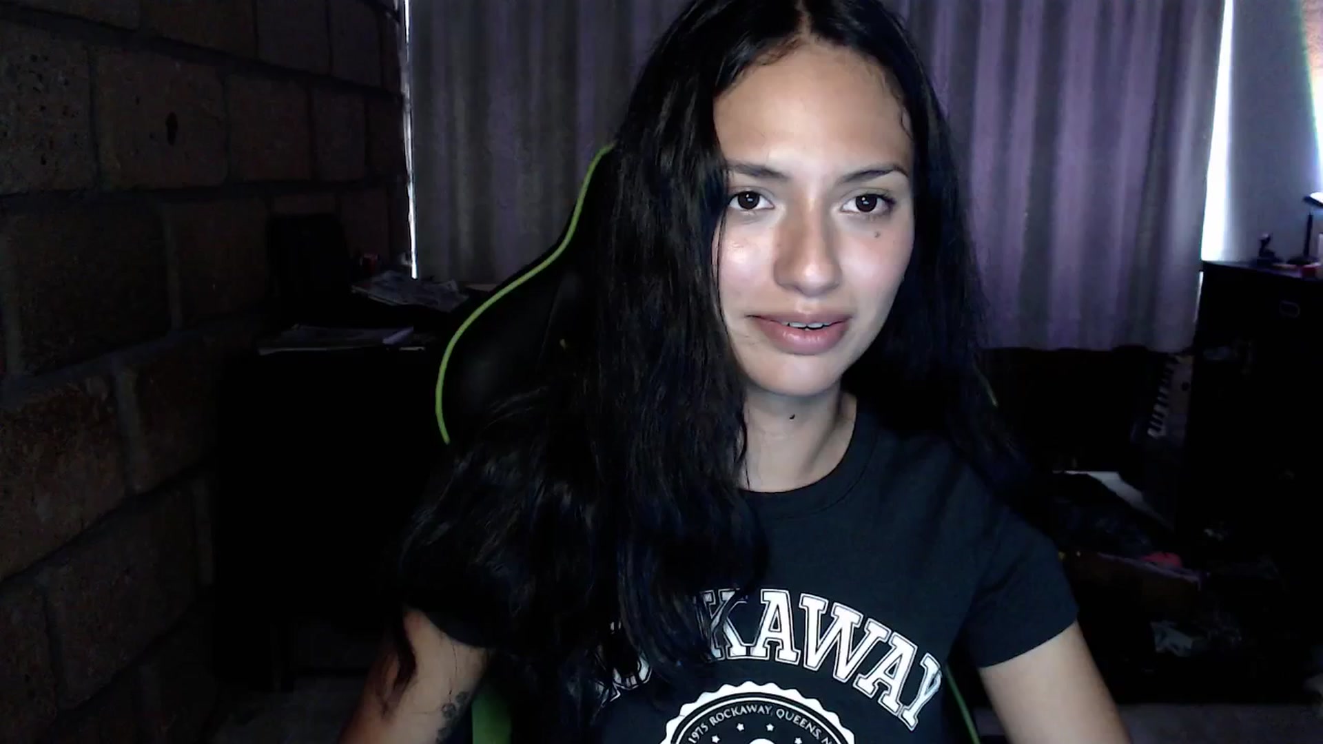 Gallery image thumbnail from NamiSinner's myfreecams stream on, 09/17/2024, 05:41 image 2 of 20