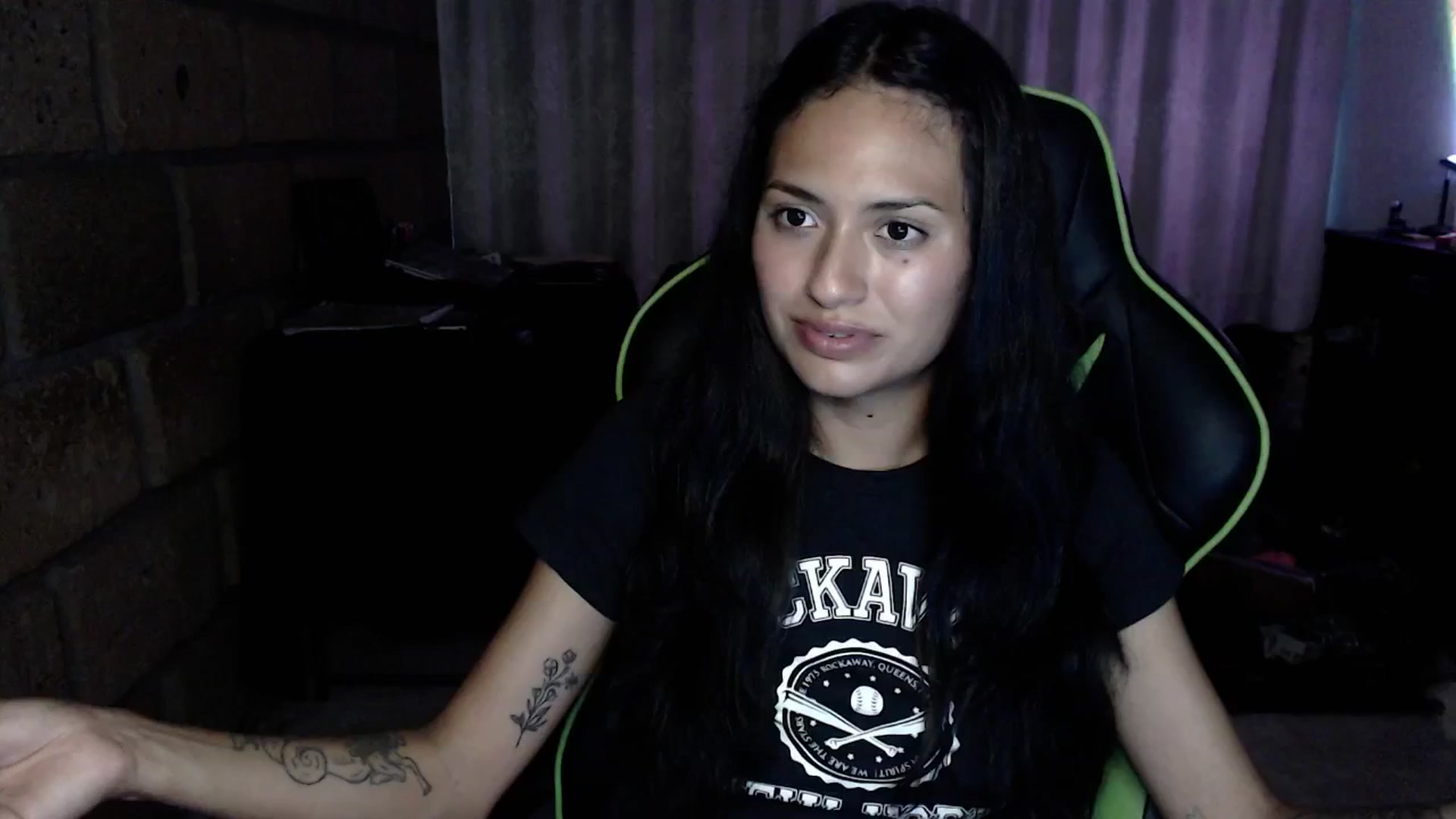Gallery image thumbnail from NamiSinner's myfreecams stream on, 09/17/2024, 05:41 image 13 of 20