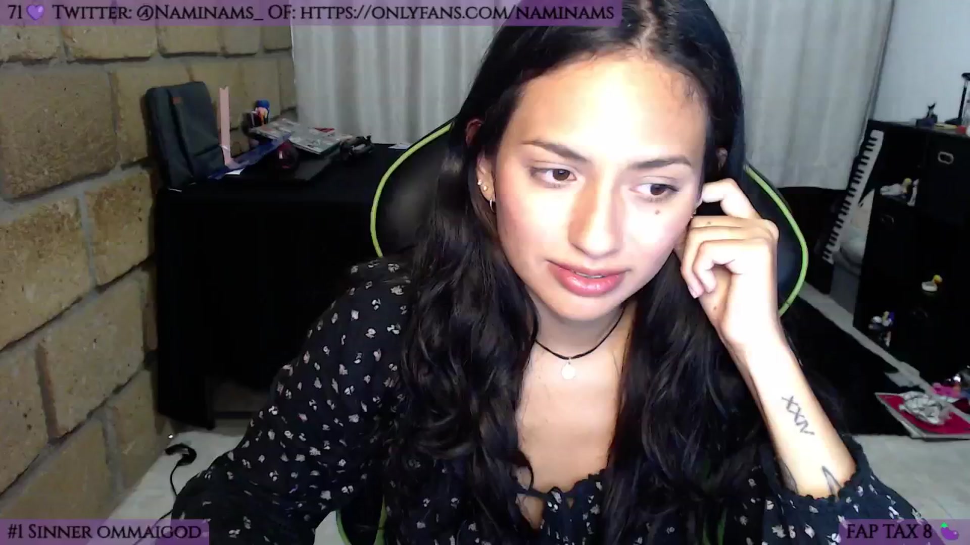 Gallery image thumbnail from NamiSinner's myfreecams stream on, 09/26/2024, 01:30 image 7 of 20