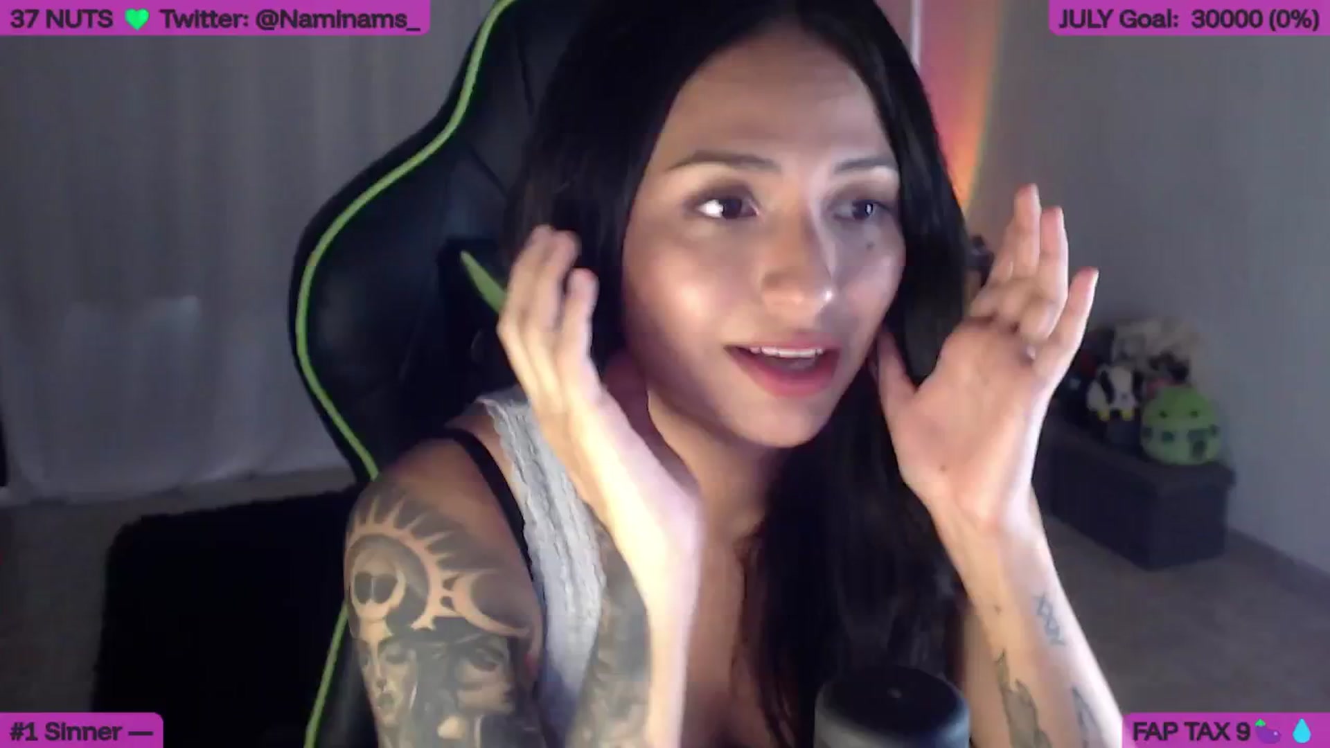 Gallery image thumbnail from NamiSinner's myfreecams stream on, 07/01/2025, 21:42 image 12 of 20