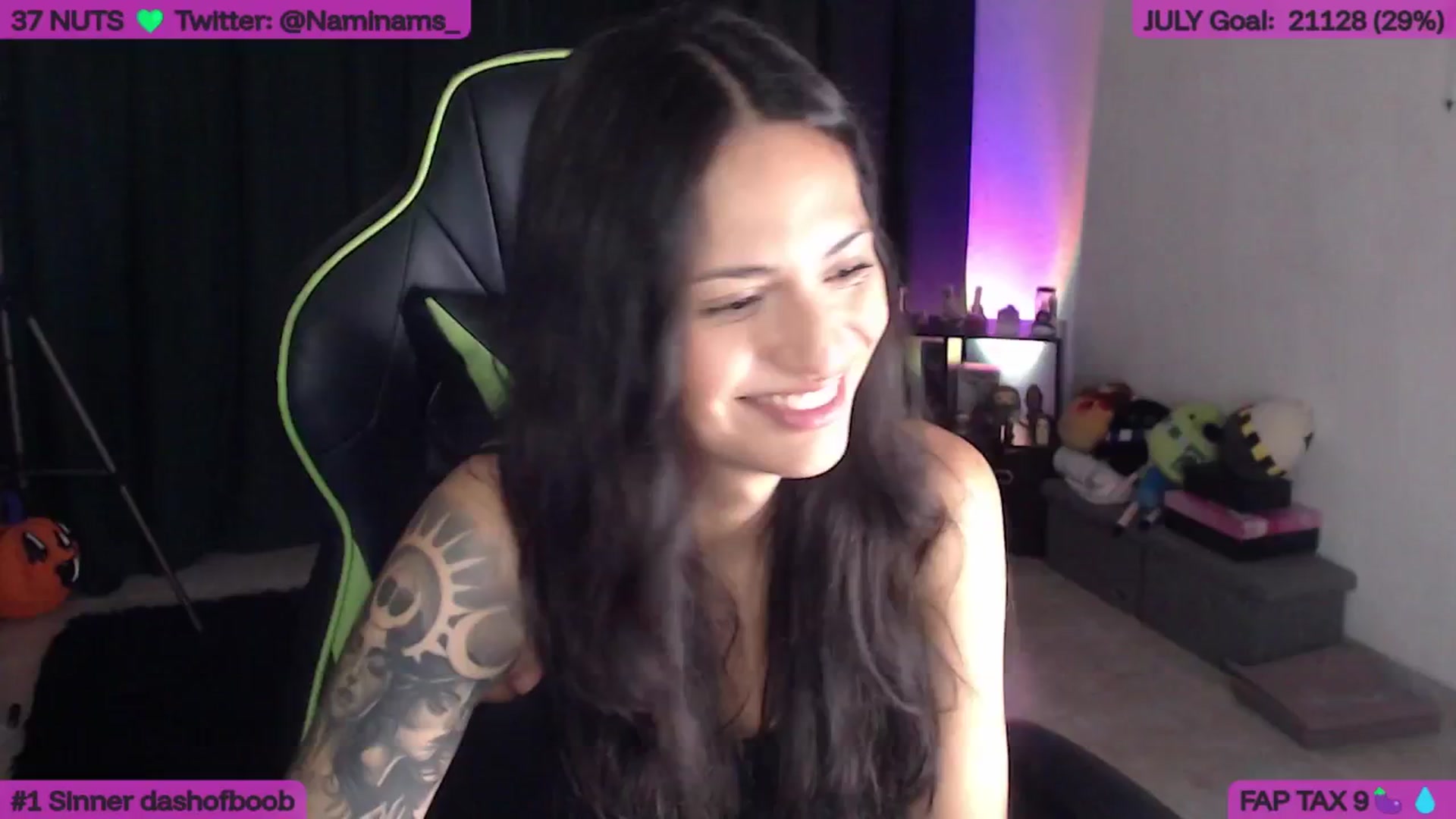 Gallery image thumbnail from NamiSinner's myfreecams stream on, 07/23/2025, 17:25 image 14 of 20