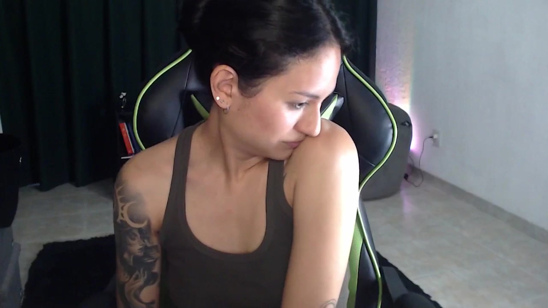 Gallery image thumbnail from NamiSinner's myfreecams stream on, 03/10/2026, 22:53 image 20 of 20