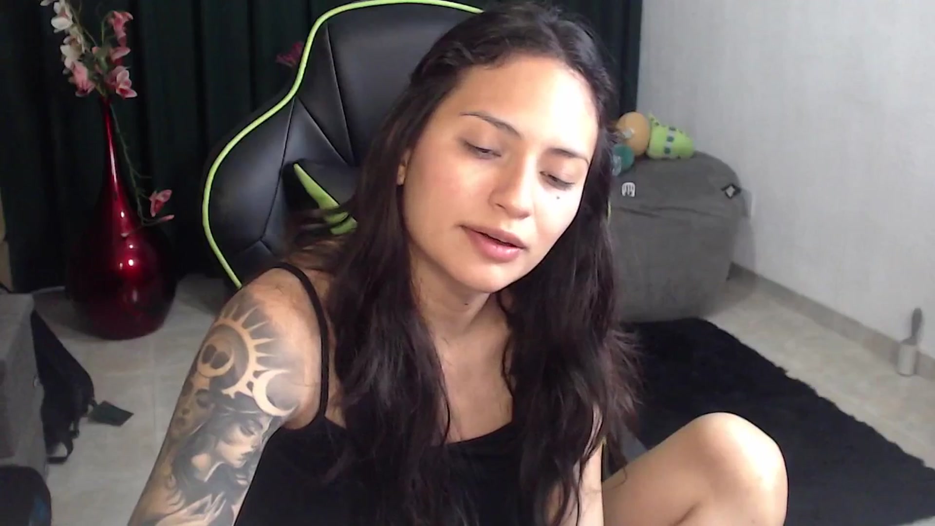 Gallery image thumbnail from NamiSinner's myfreecams stream on, 03/26/2026, 22:38 image 6 of 20
