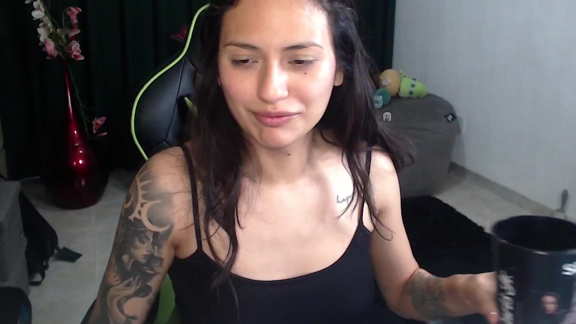 Gallery image thumbnail from NamiSinner's myfreecams stream on, 03/26/2026, 22:38 image 13 of 20