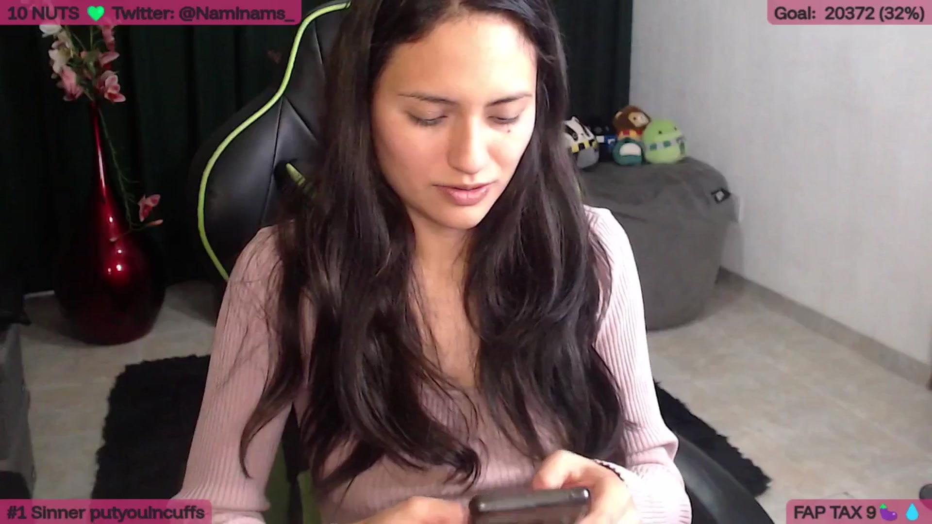 Gallery image thumbnail from NamiSinner's myfreecams stream on, 04/01/2026, 22:14 image 19 of 20