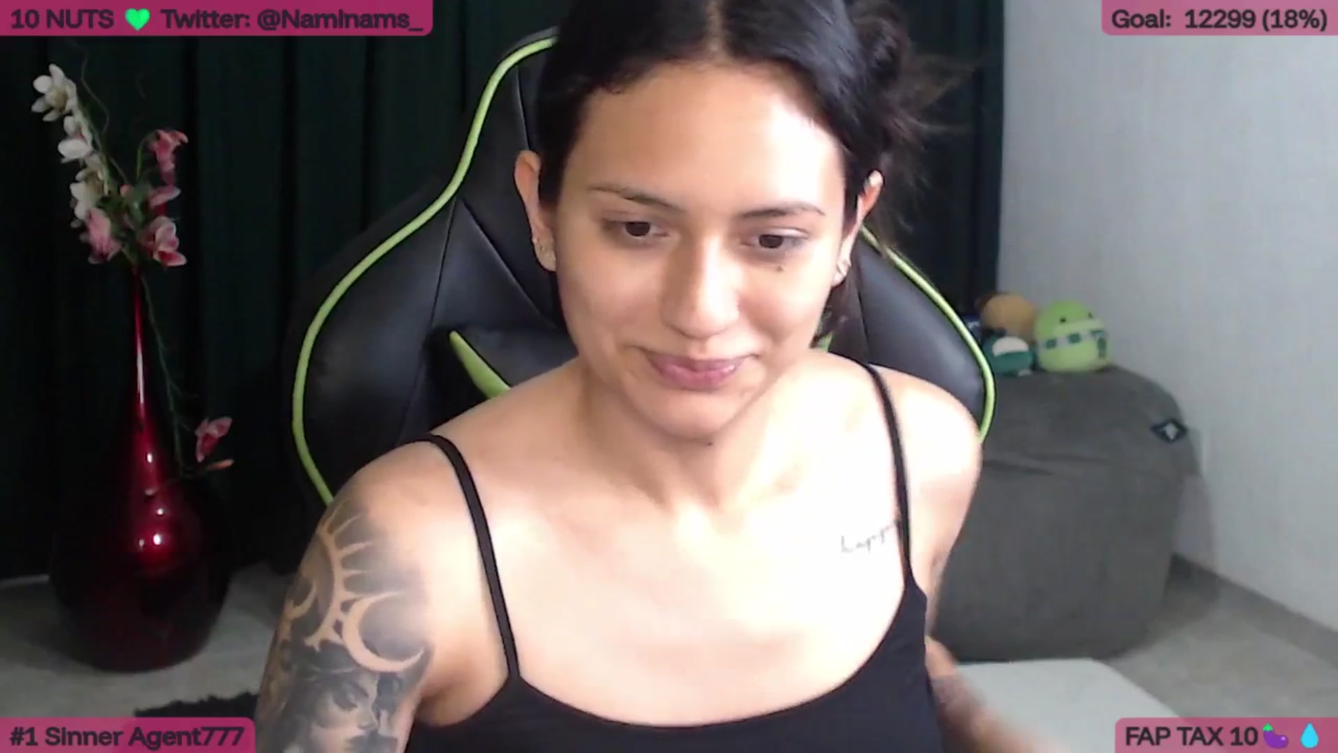 Gallery image thumbnail from NamiSinner's myfreecams stream on, 04/16/2026, 23:35 image 15 of 20