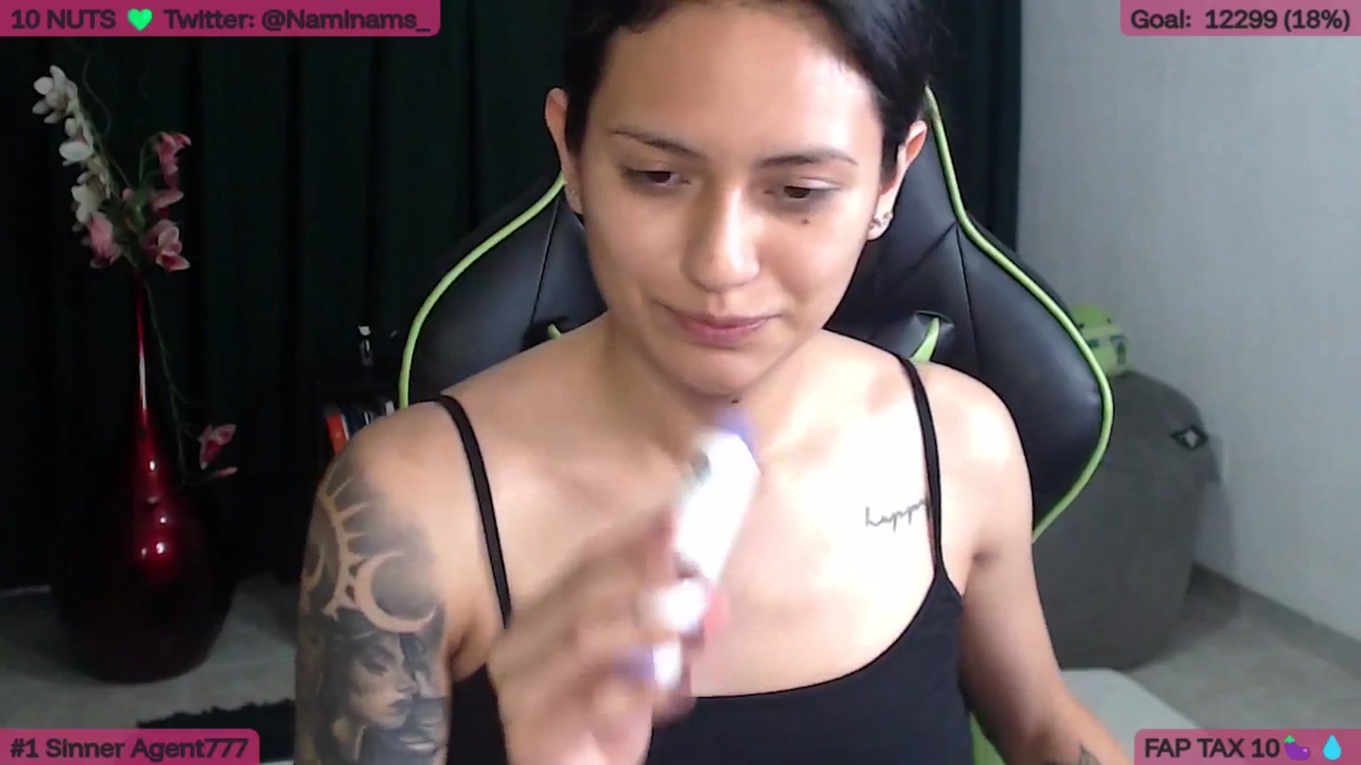 Gallery image thumbnail from NamiSinner's myfreecams stream on, 04/16/2026, 23:35 image 14 of 20