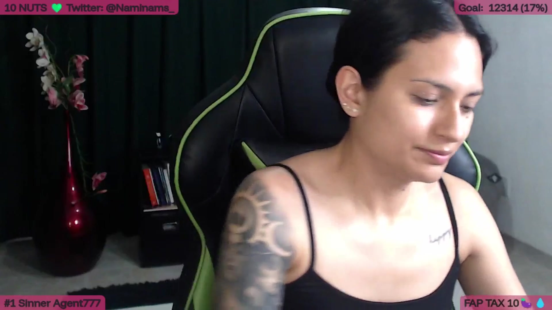 Gallery image thumbnail from NamiSinner's myfreecams stream on, 04/16/2026, 23:35 image 10 of 20