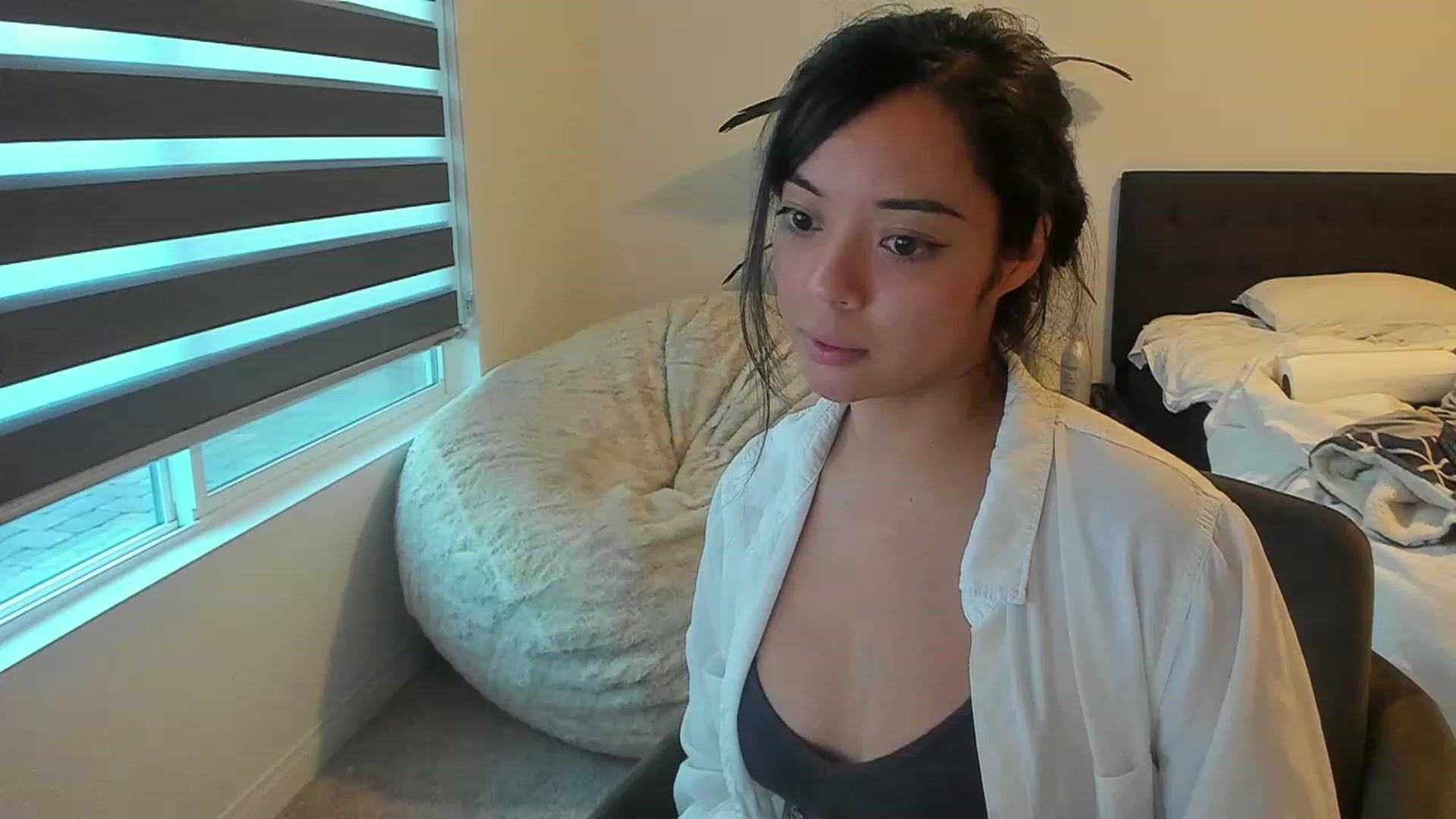 Gallery image thumbnail from Nami_'s myfreecams stream on, 07/28/2023, 03:19 image 9 of 20