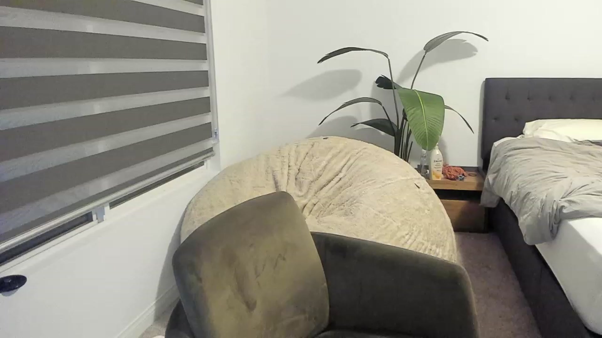 Gallery image thumbnail from Nami_'s myfreecams stream on, 08/05/2023, 05:50 image 3 of 20