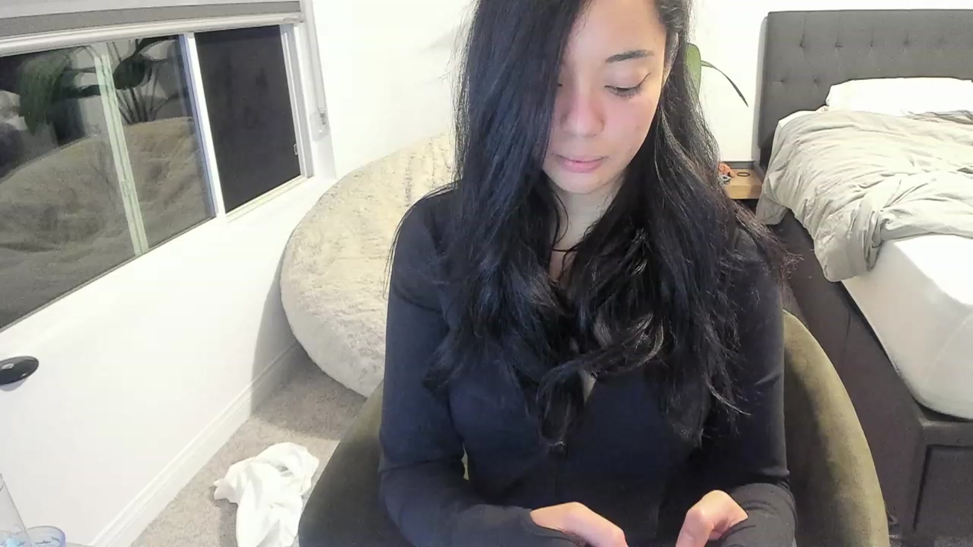 Gallery image thumbnail from Nami_'s myfreecams stream on, 08/05/2023, 05:50 image 17 of 20