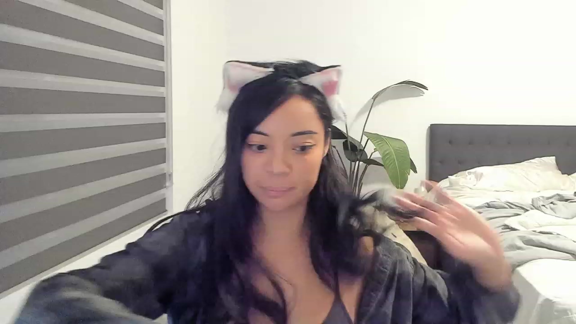 Gallery image thumbnail from Nami_'s myfreecams stream on, 09/13/2023, 05:58 image 17 of 20