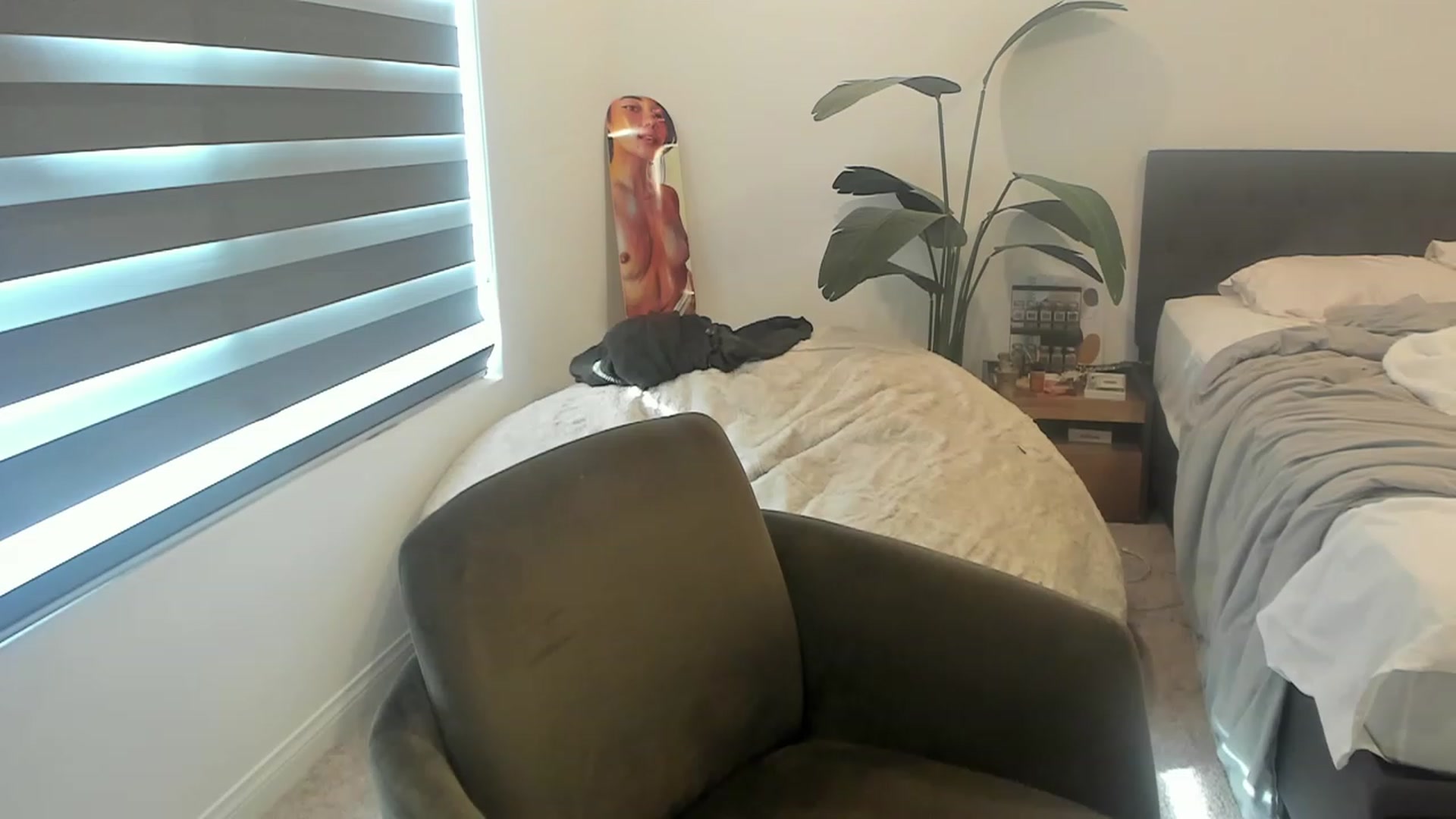Gallery image thumbnail from Nami_'s myfreecams stream on, 09/24/2023, 24:06 image 11 of 20