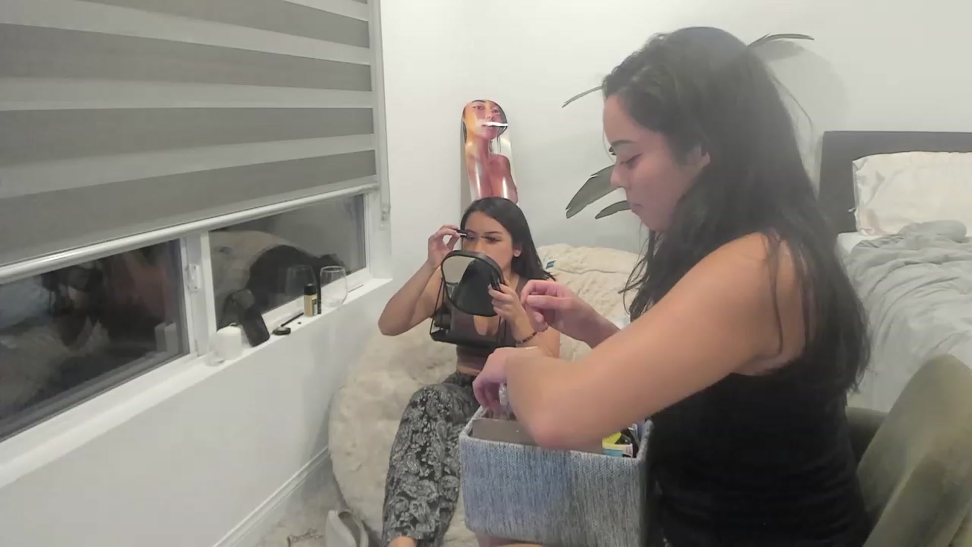 Gallery image thumbnail from Nami_'s myfreecams stream on, 09/24/2023, 02:45 image 19 of 20