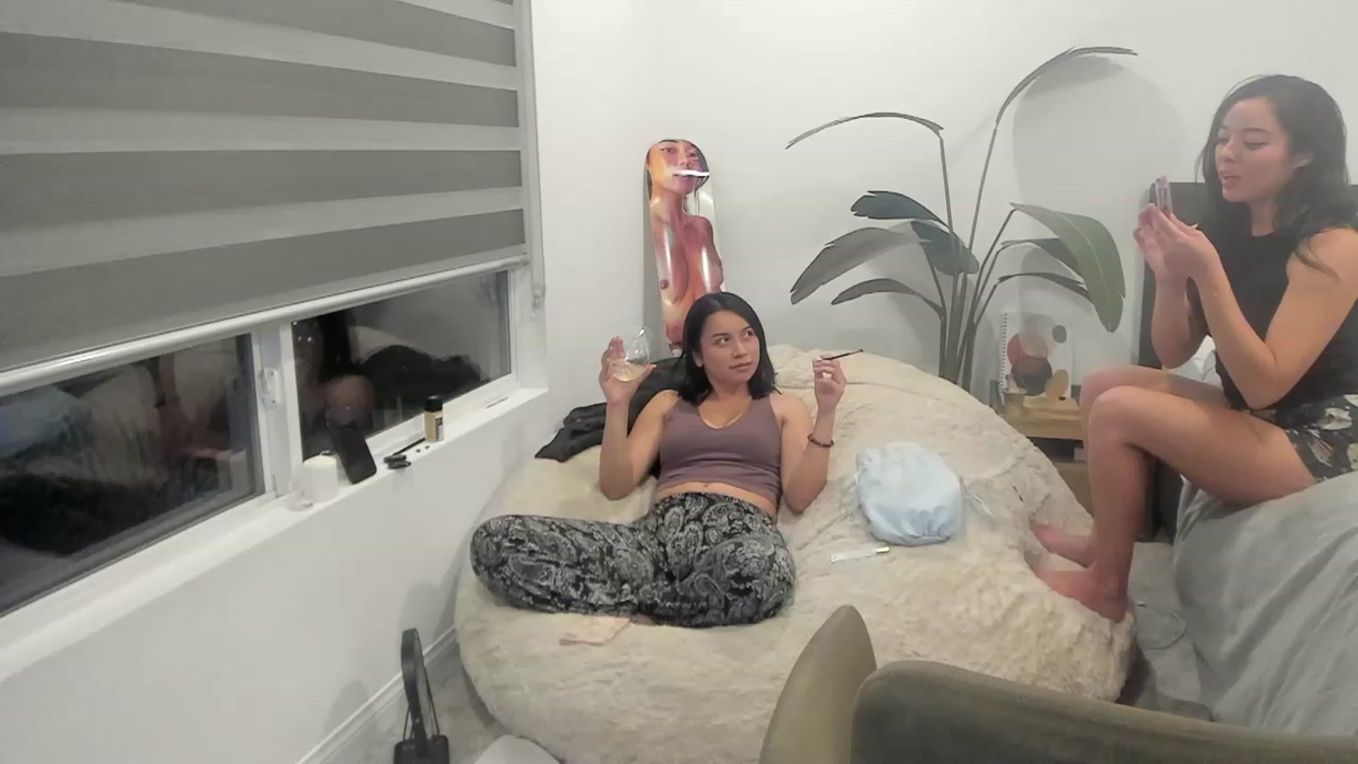 Gallery image thumbnail from Nami_'s myfreecams stream on, 09/24/2023, 02:45 image 12 of 20