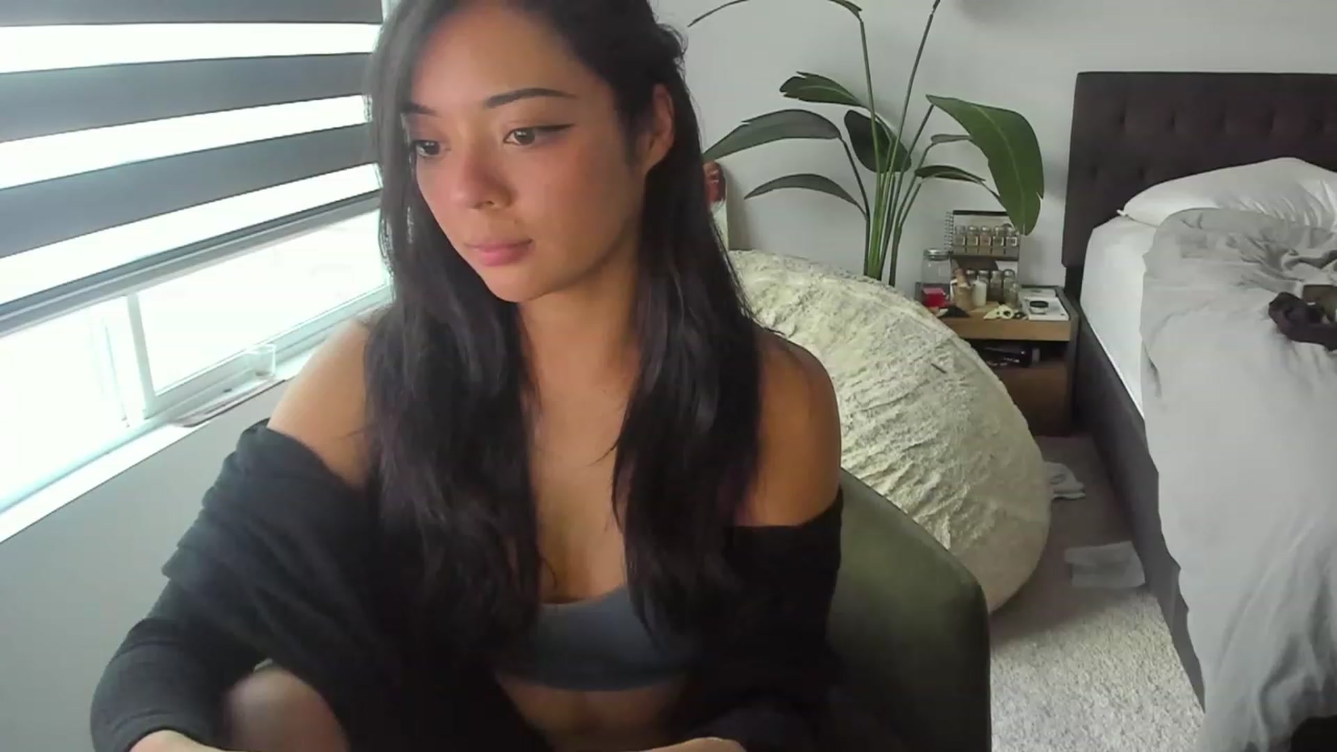 Gallery image thumbnail from Nami_'s myfreecams stream on, 11/03/2023, 01:21 image 5 of 20